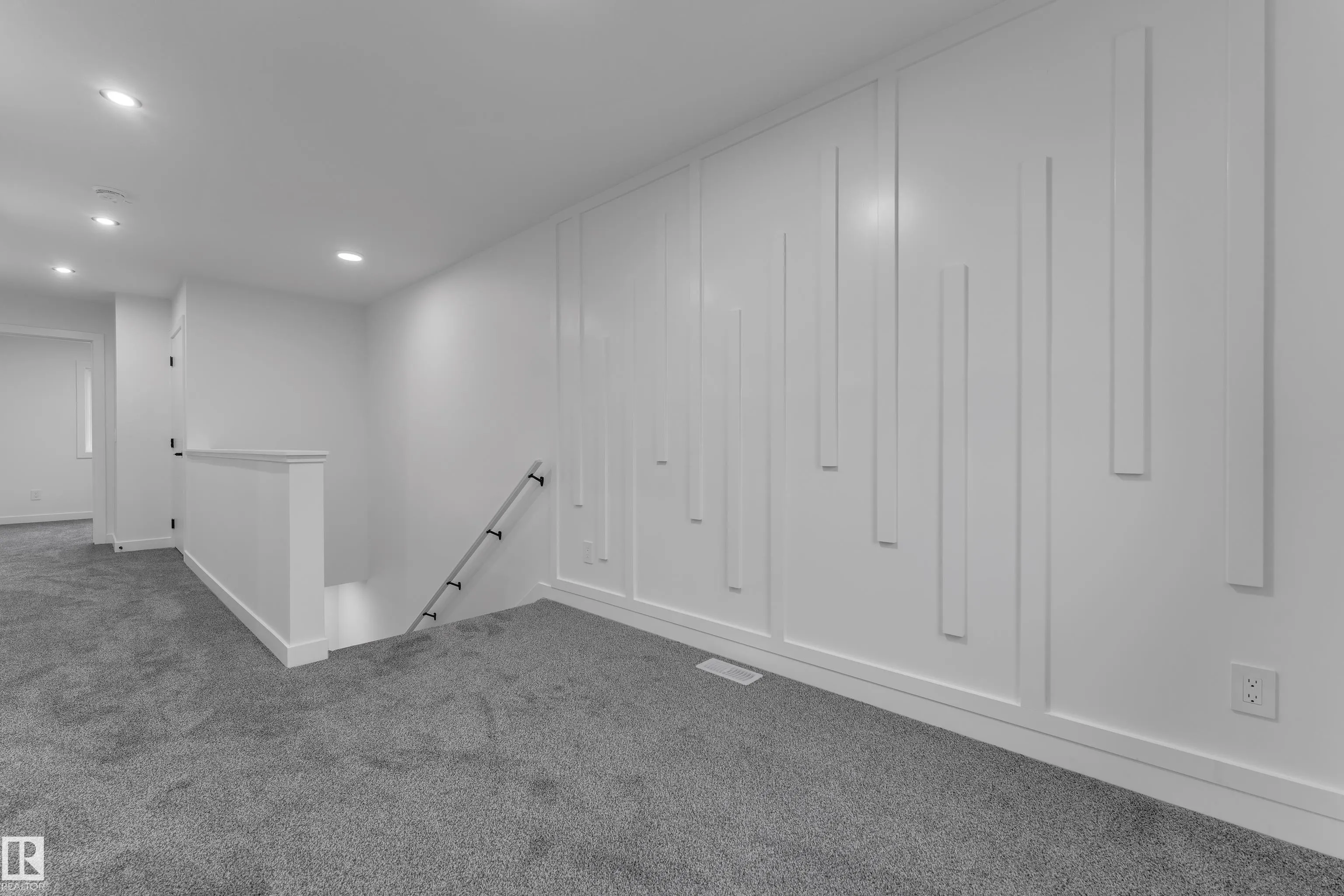 265 Falcon Crescent