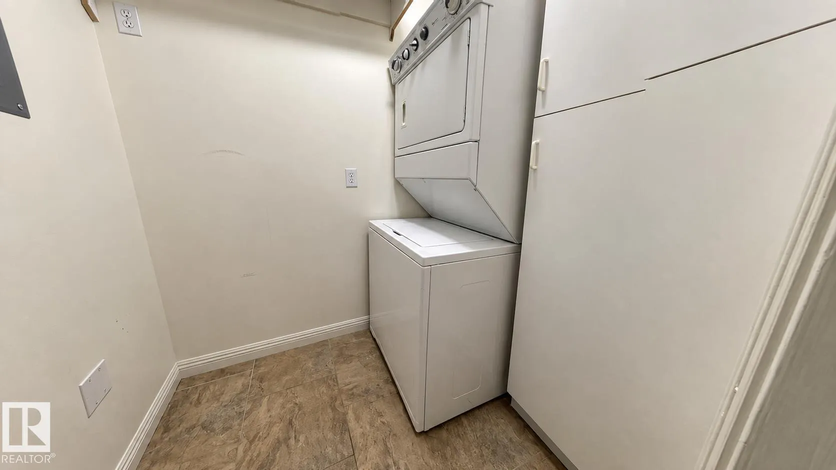 9926 80 Avenue