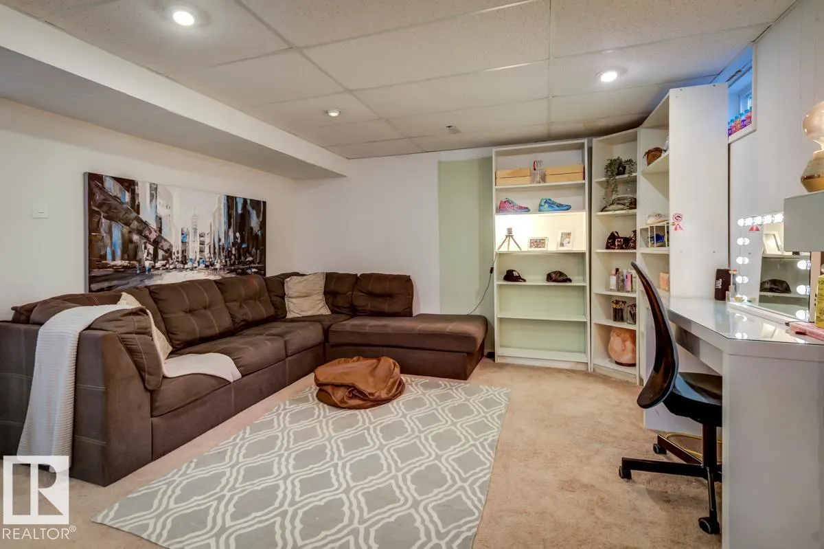11619 SASKATCHEWAN Drive