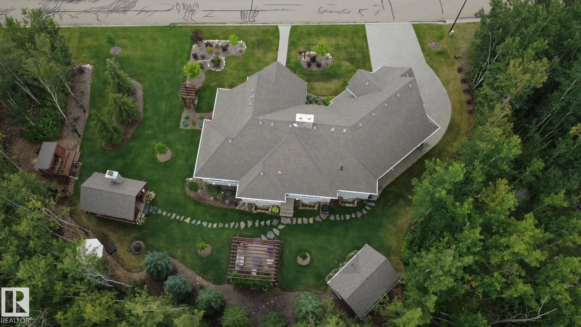 30 51025 Range Road 222
