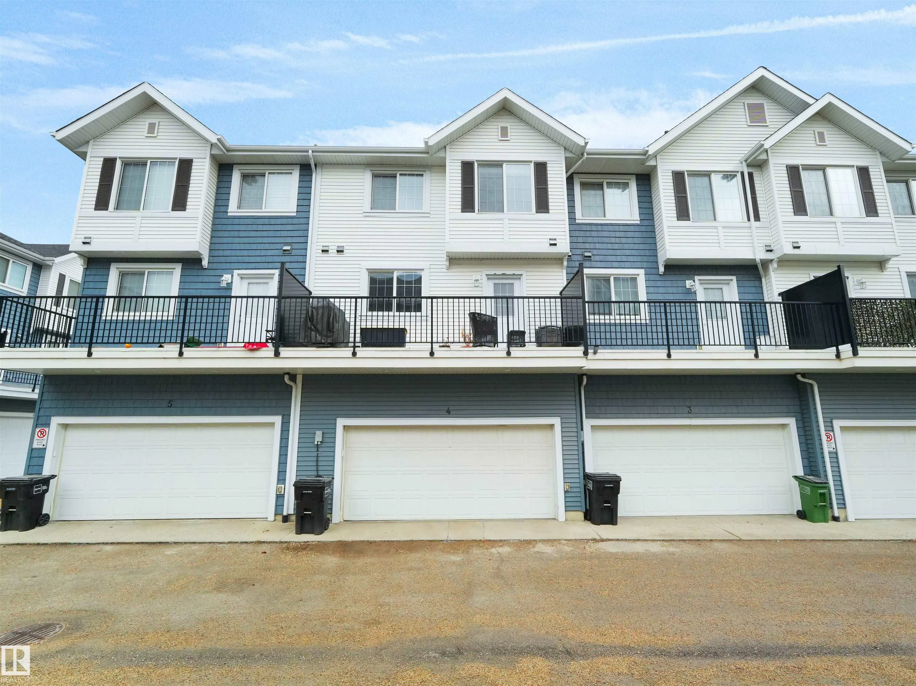 735 ALLARD Boulevard