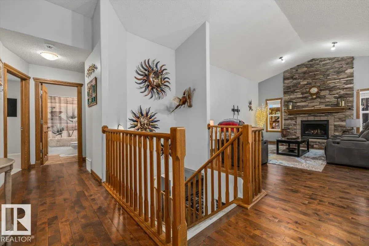 61 LINKSIDE Boulevard