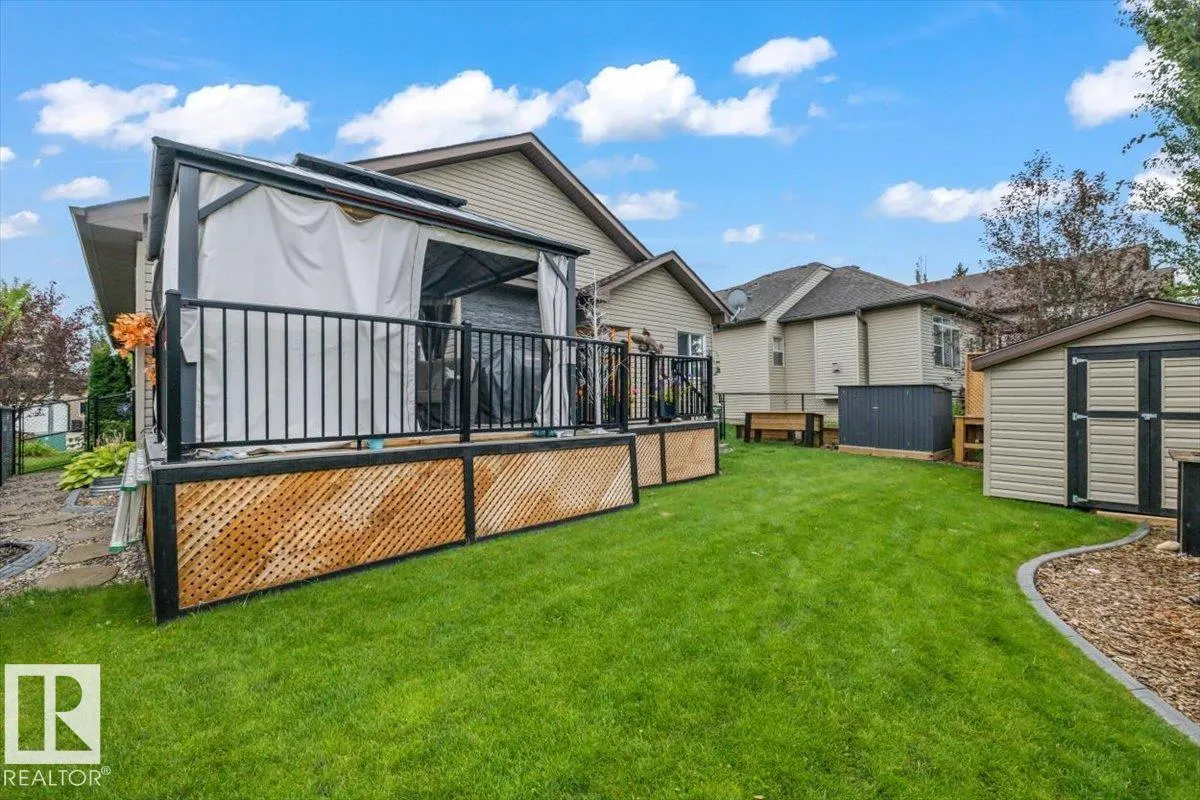 61 LINKSIDE Boulevard