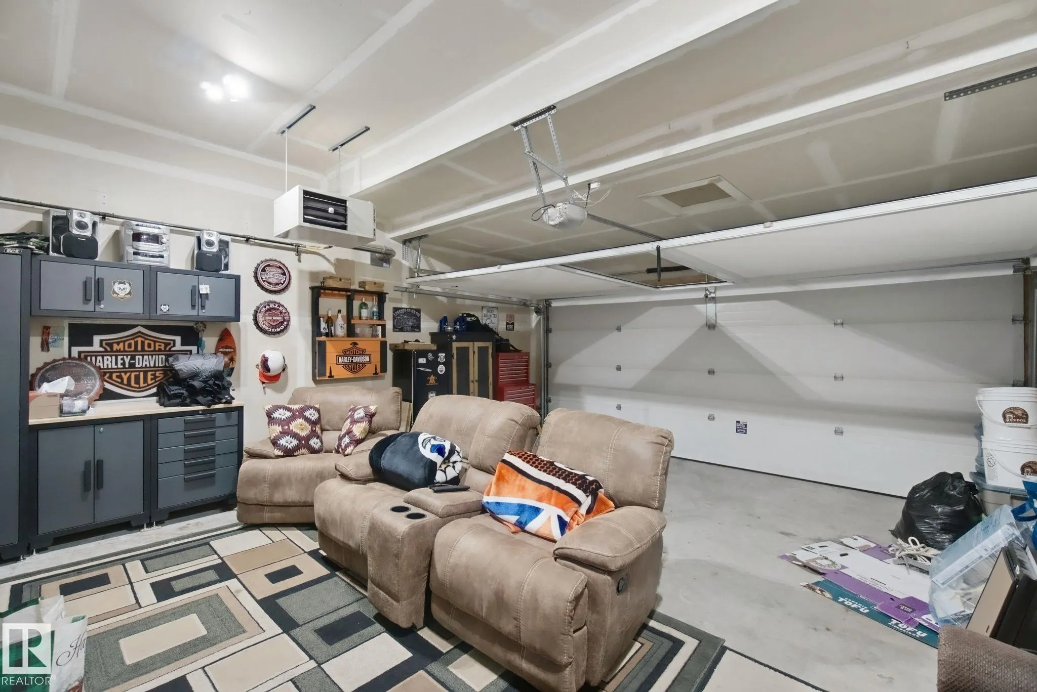 130 CATALINA Court