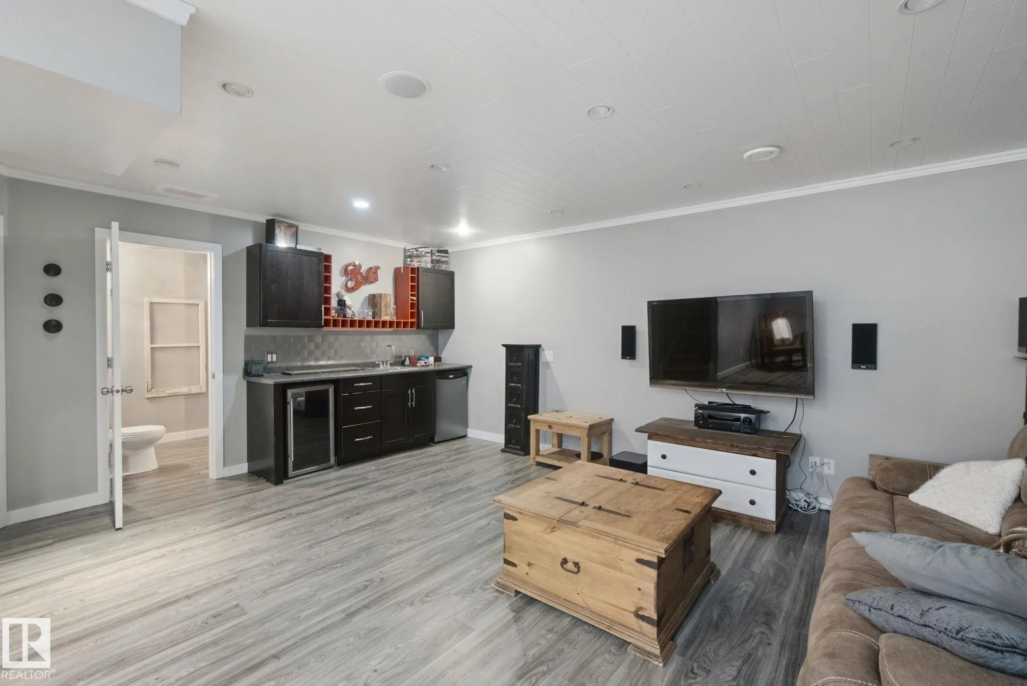 130 CATALINA Court