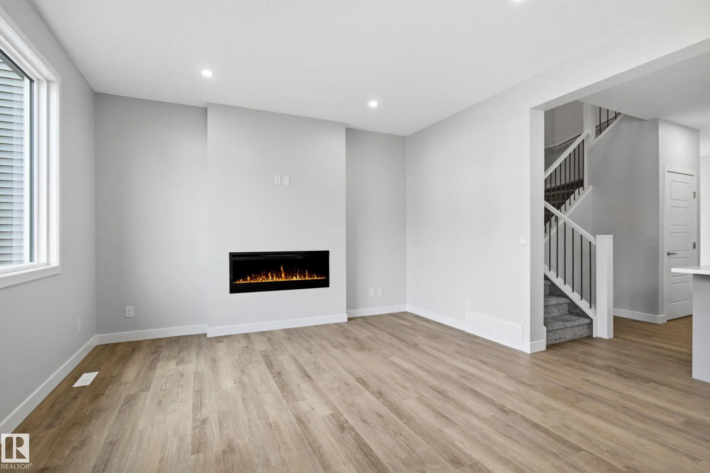 2372 MUCKLEPLUM Way