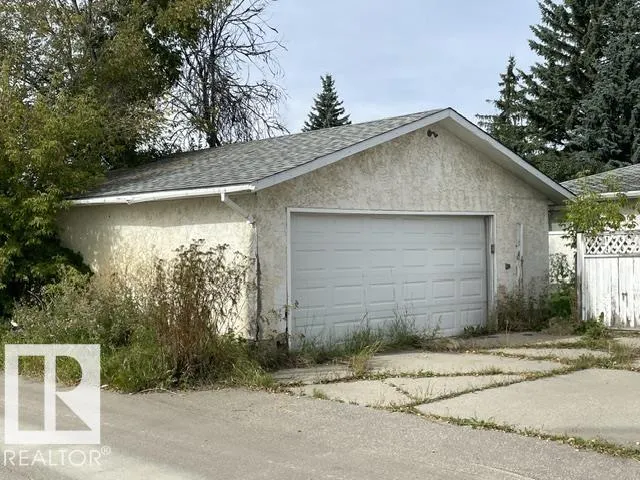 34 WOODHAVEN Drive