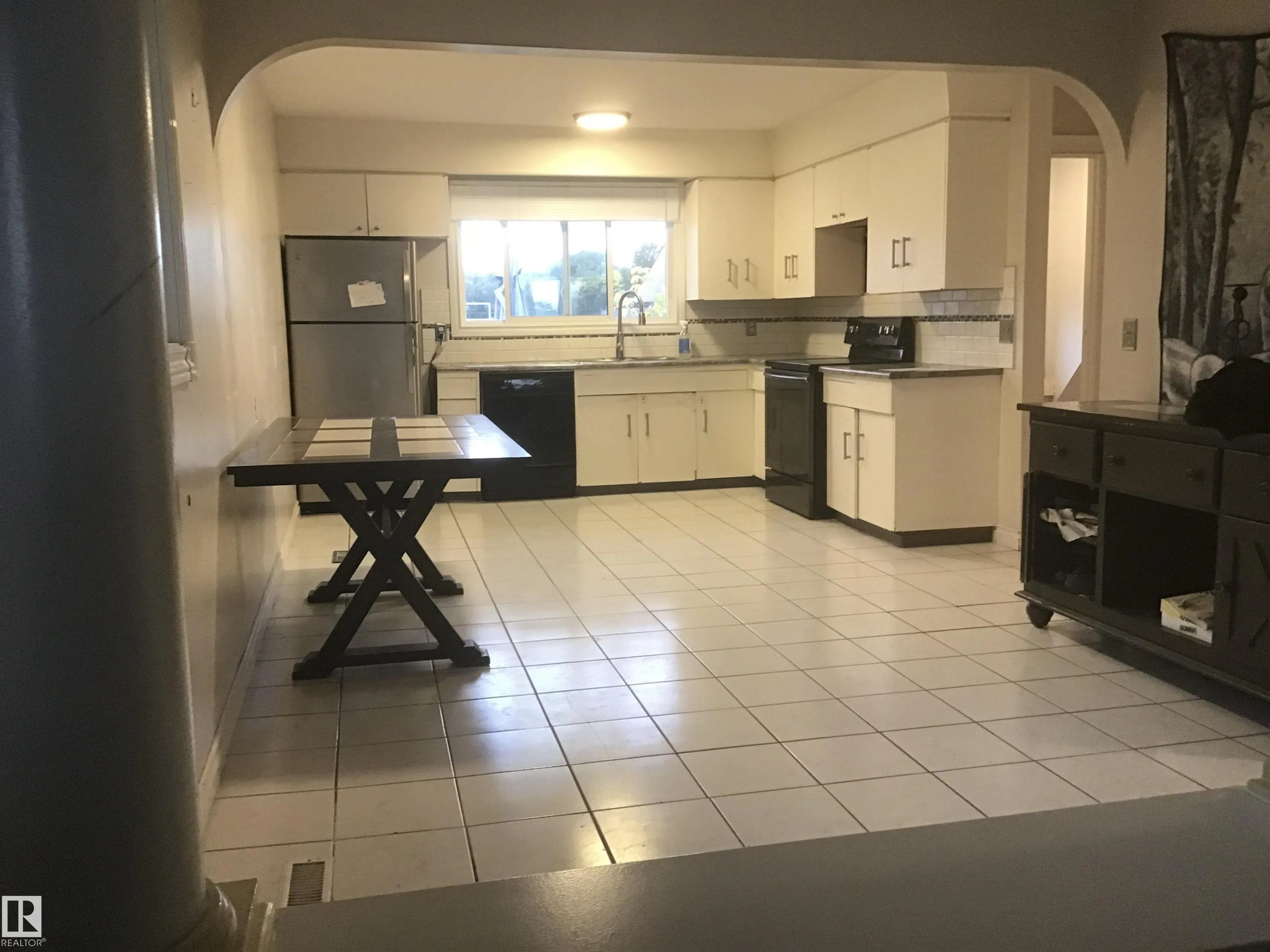 34 WOODHAVEN Drive