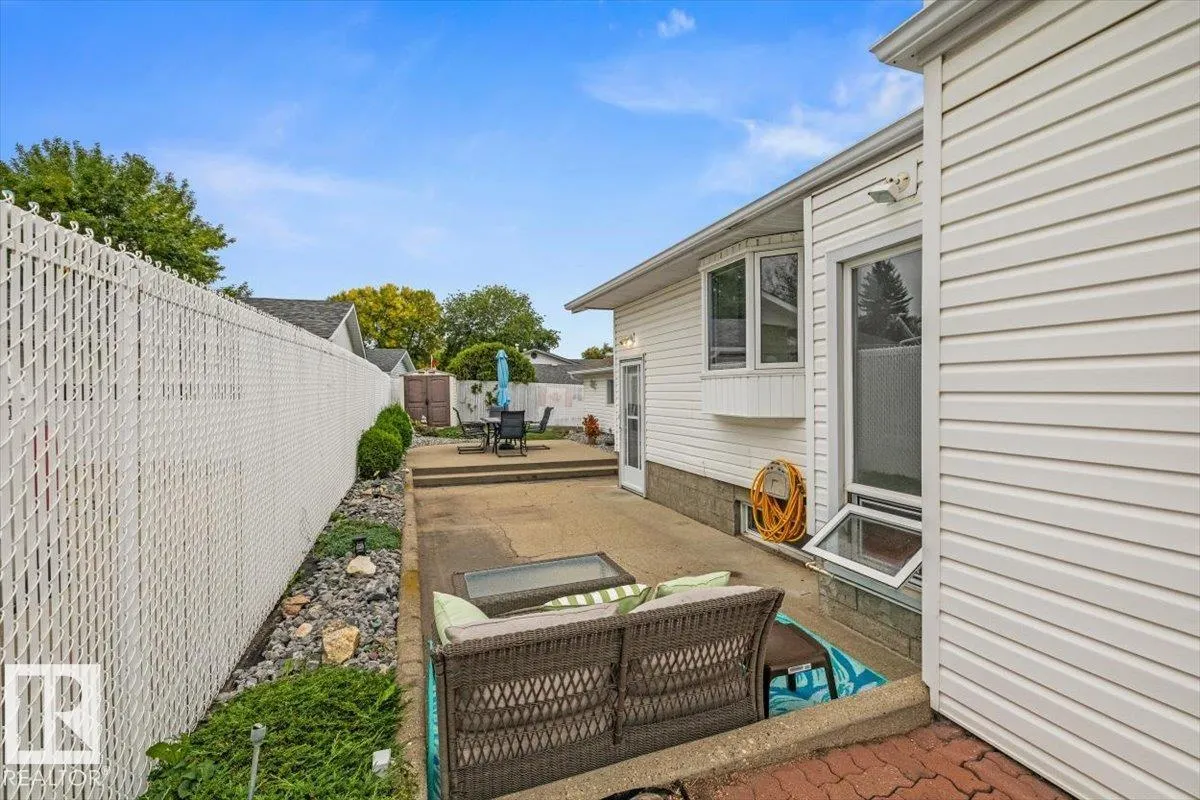 83 GALLOWAY Drive
