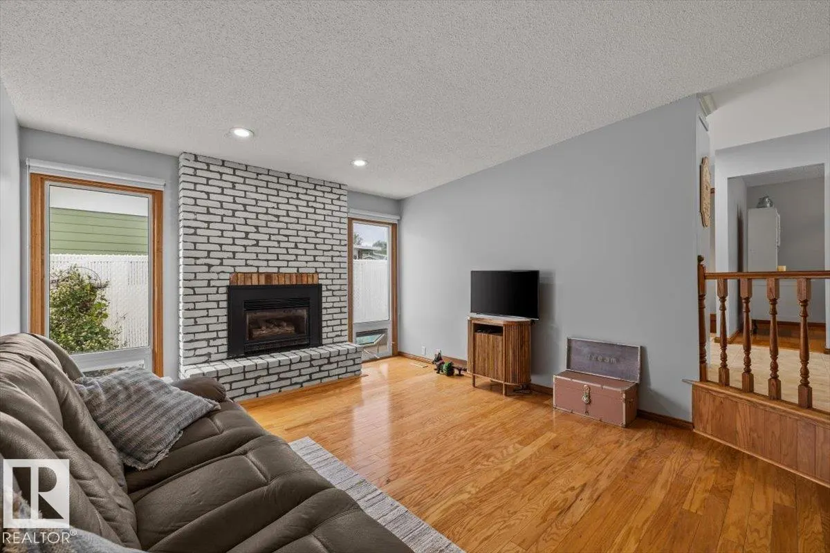 83 GALLOWAY Drive