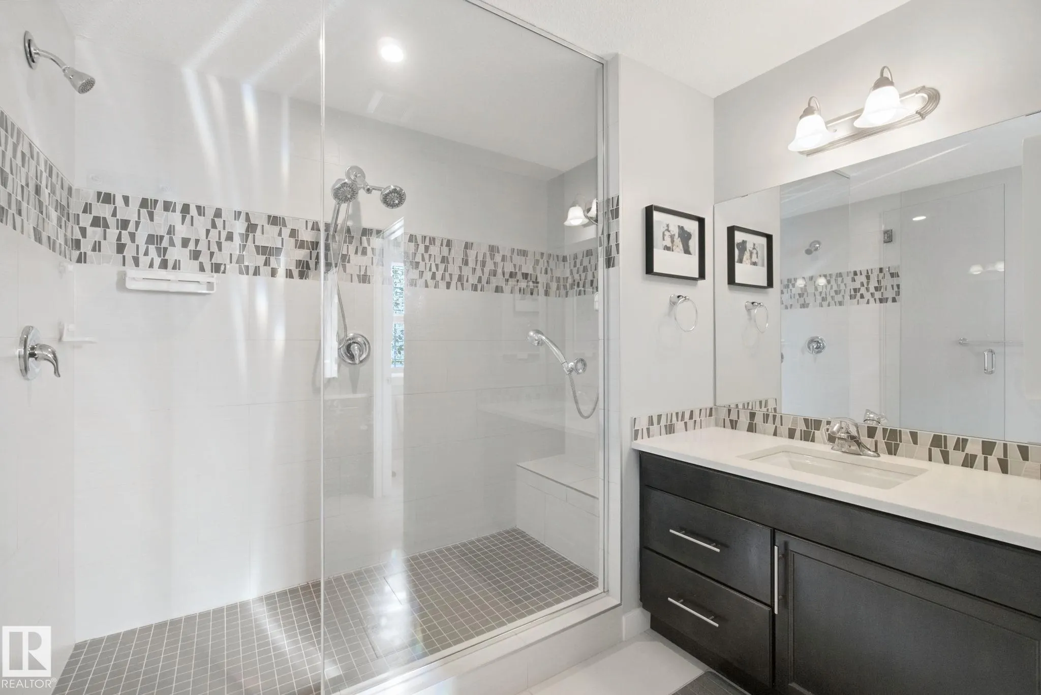 129 RIDEAU Crescent