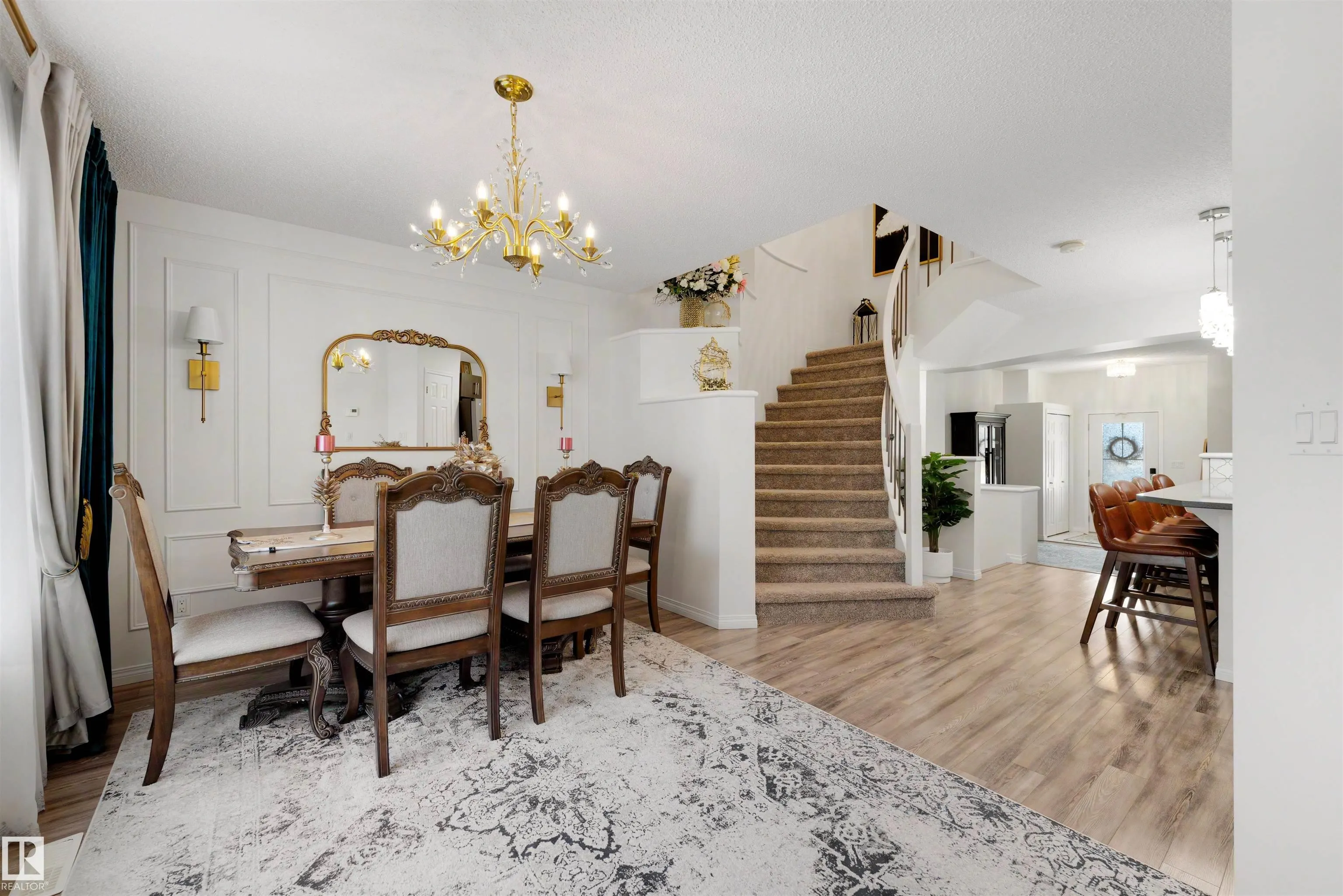 3231 CHERRY Crescent