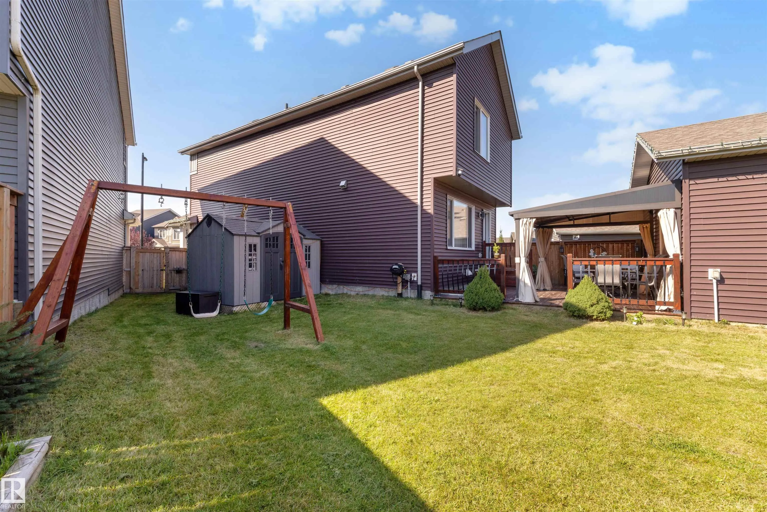 3231 CHERRY Crescent