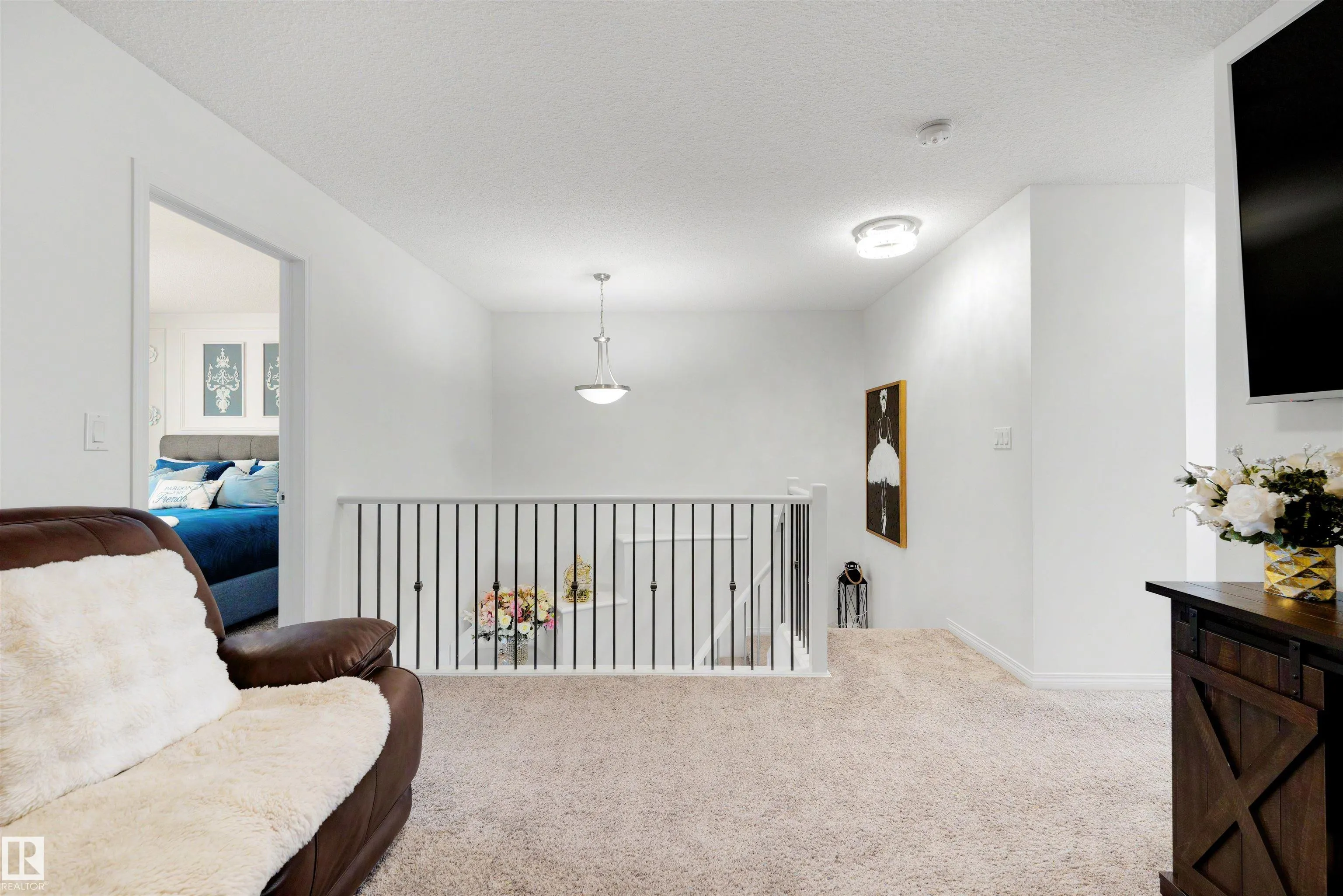 3231 CHERRY Crescent