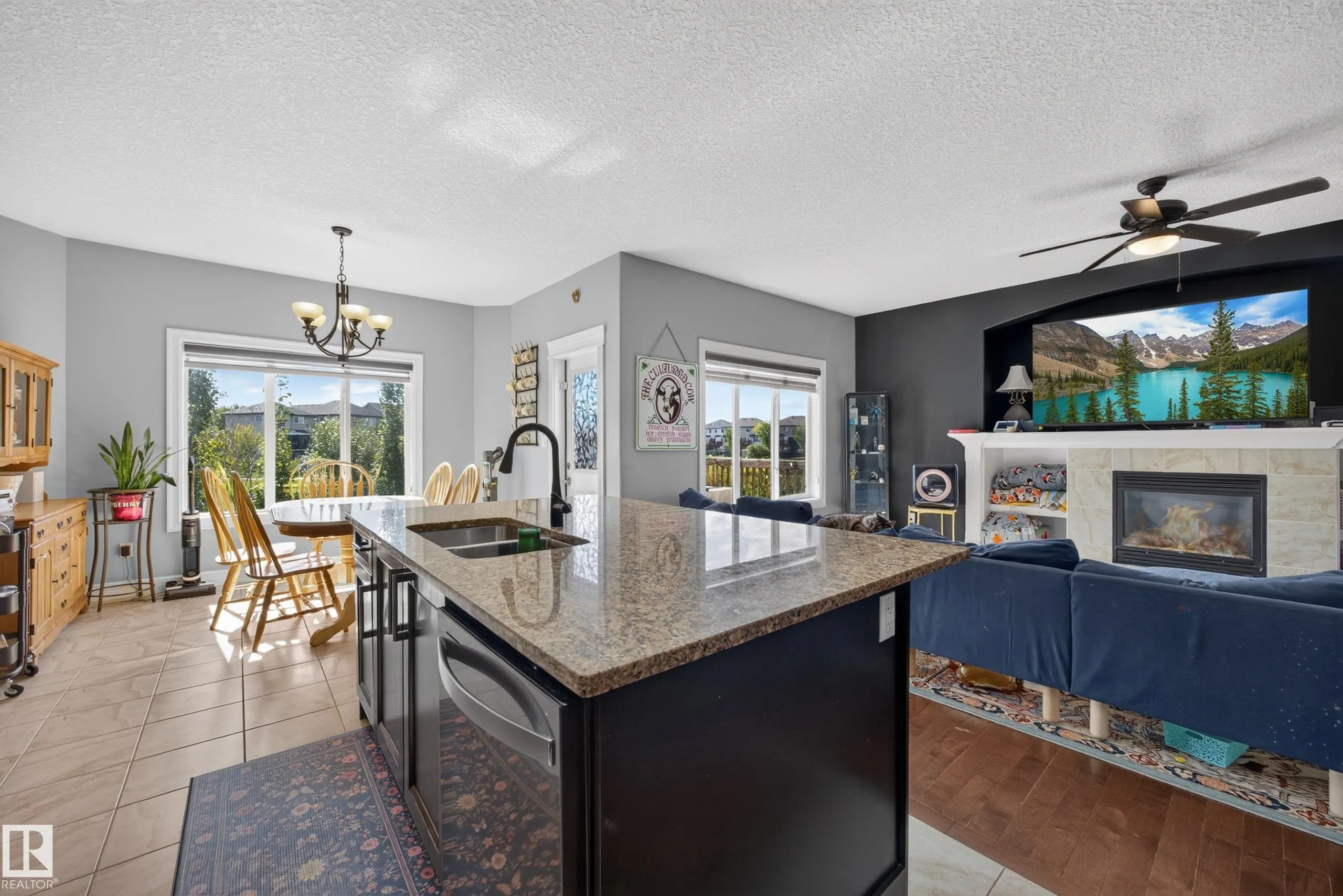 79 RED CANYON Way