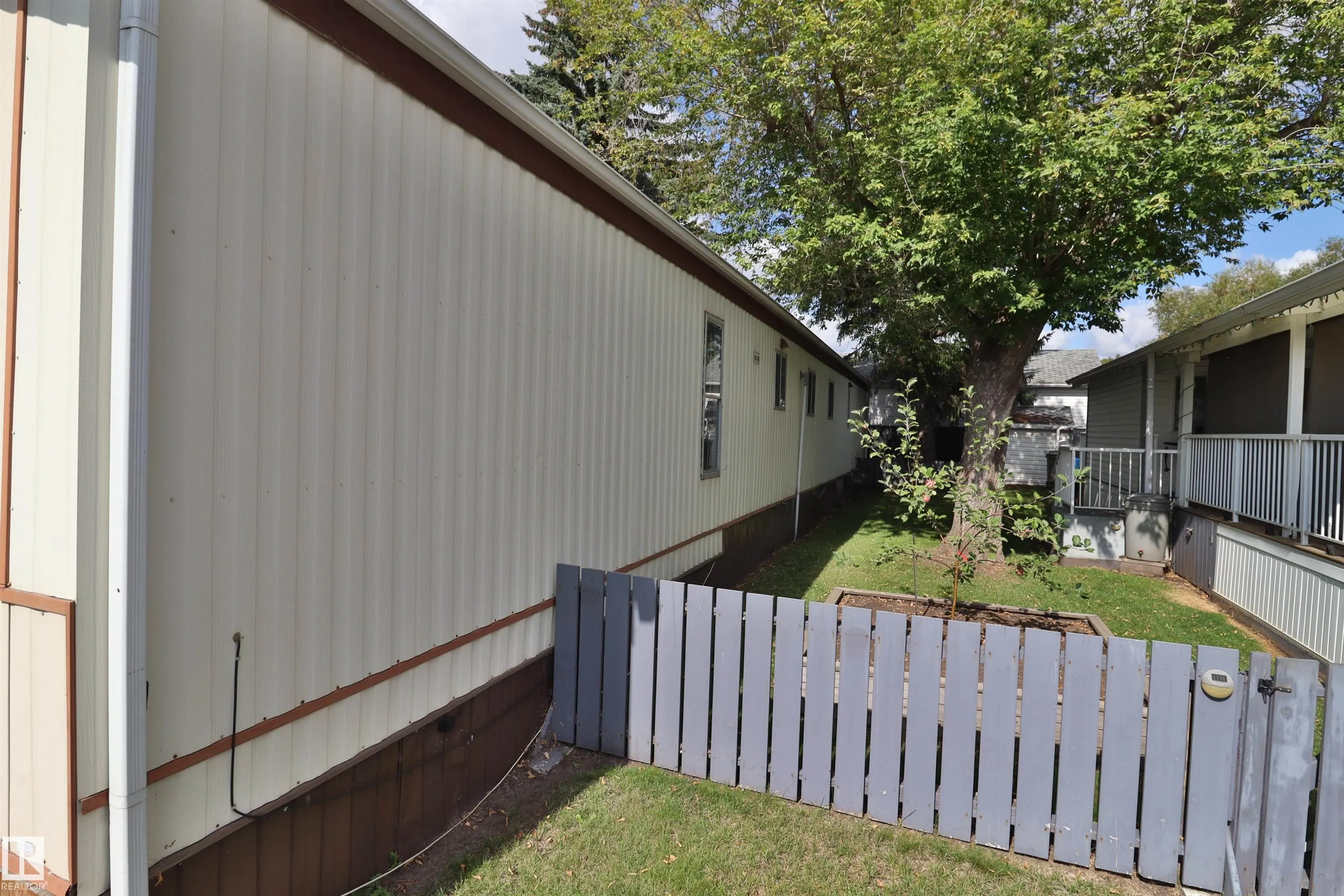 98 Willow Park Estates