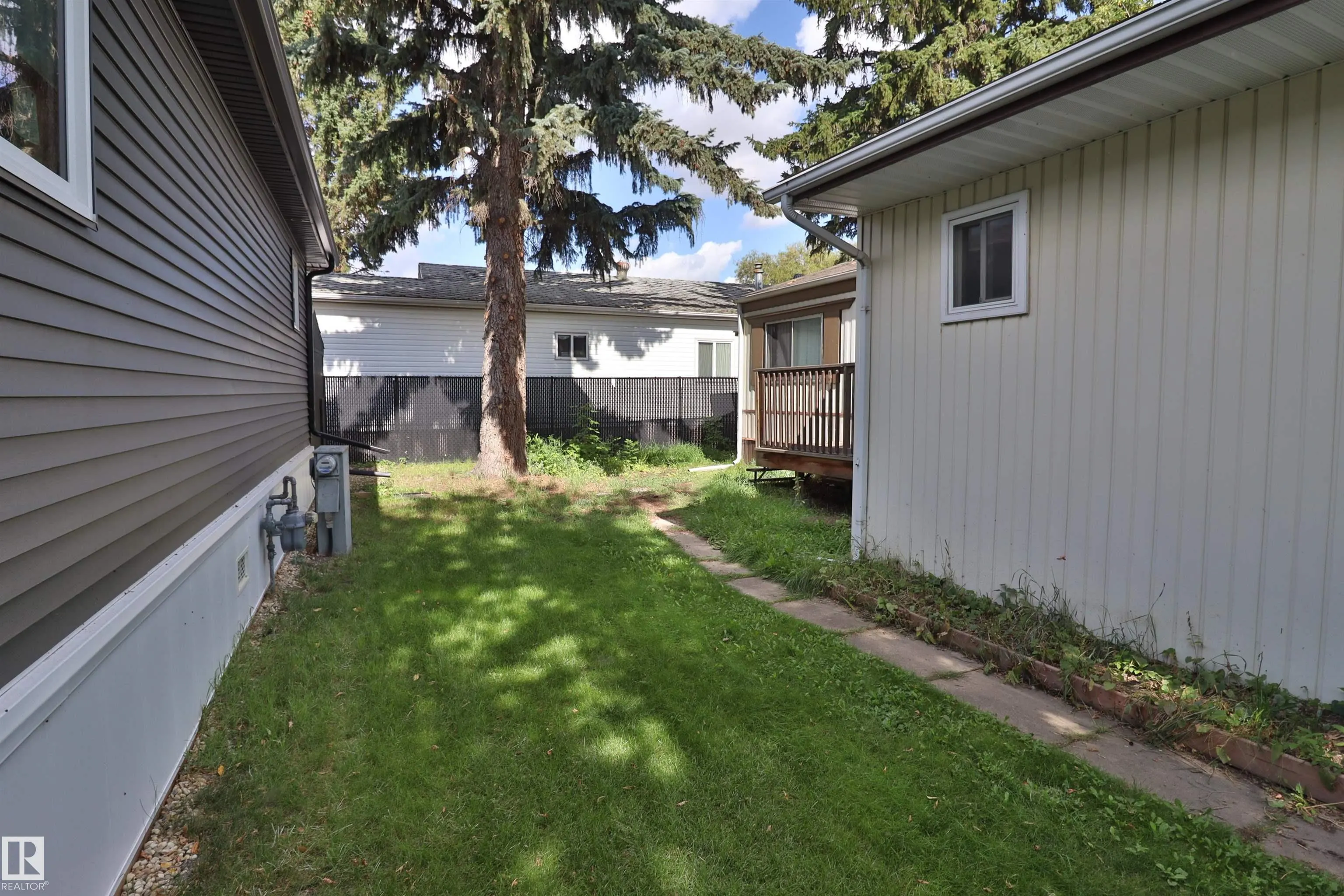 98 Willow Park Estates