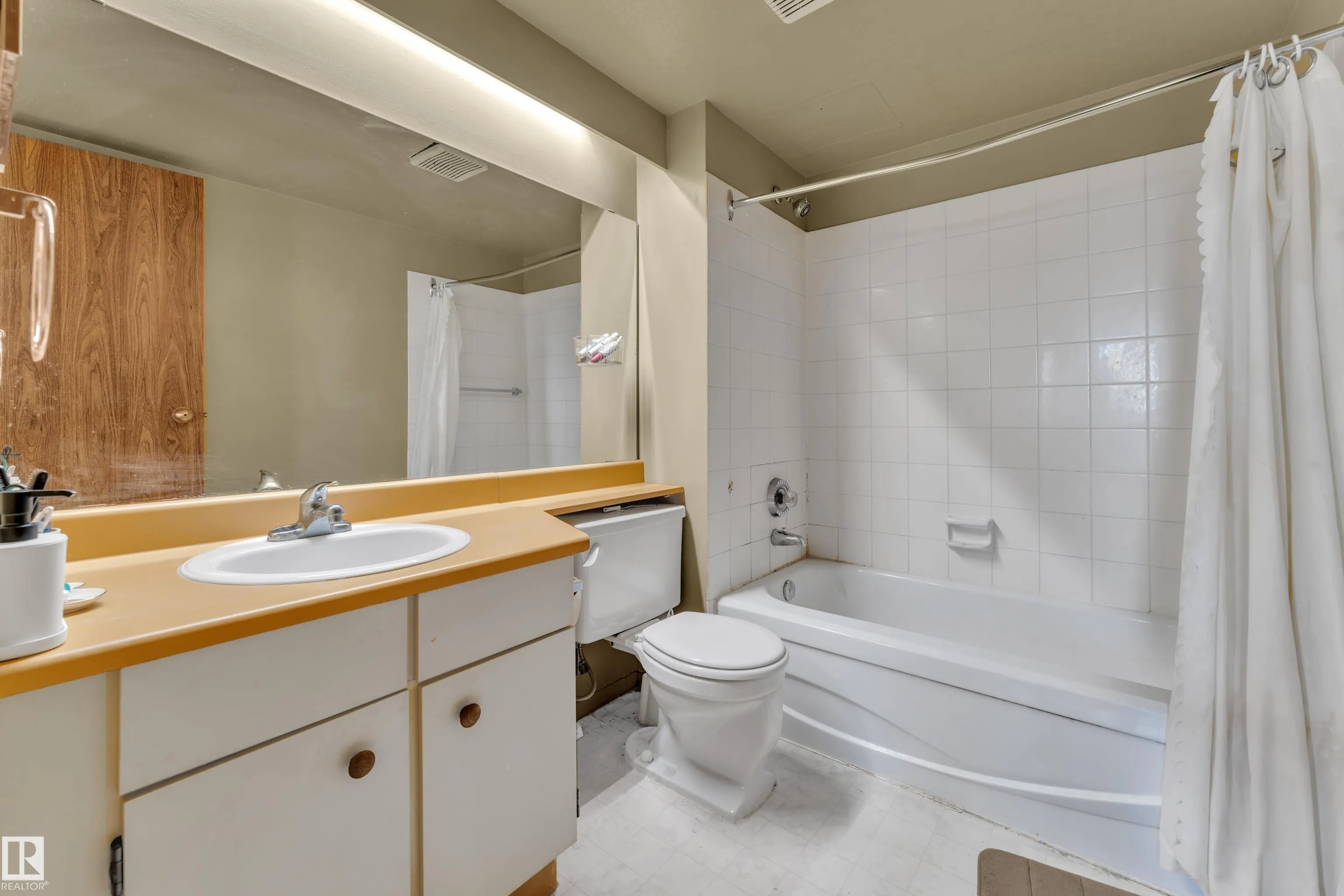 10149 SASKATCHEWAN Drive