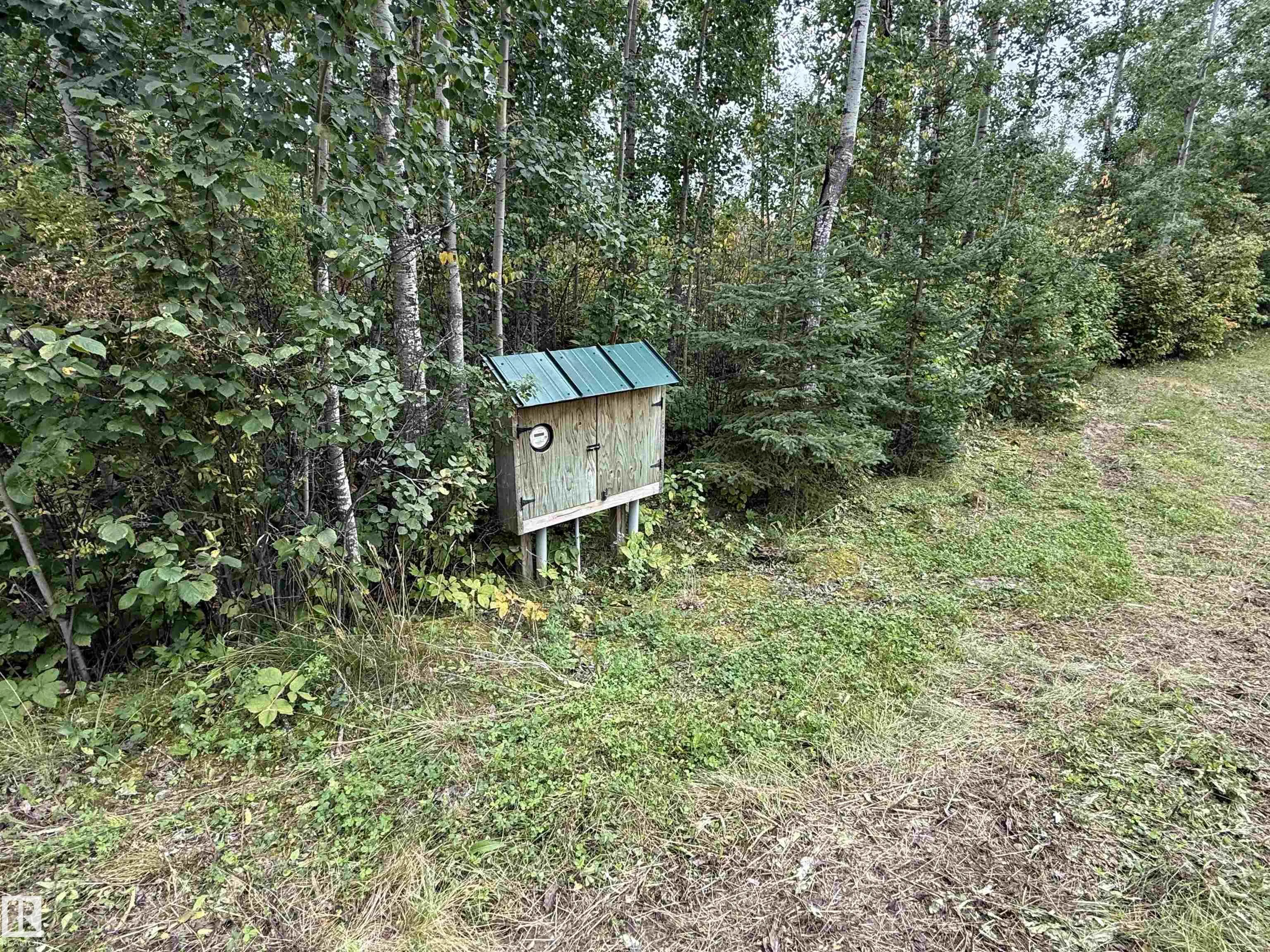 651028 B RGE ROAD 182