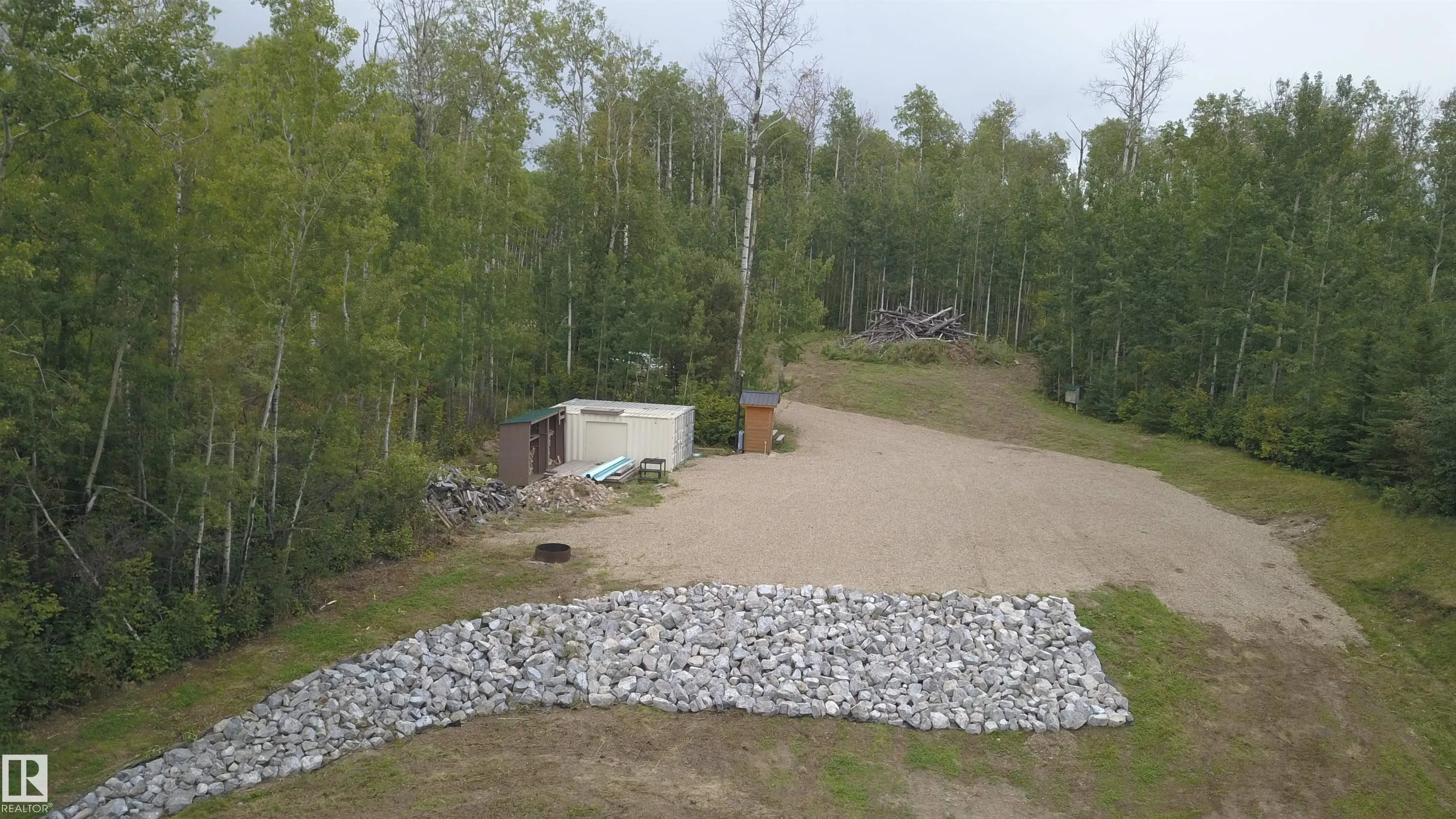651028 B RGE ROAD 182