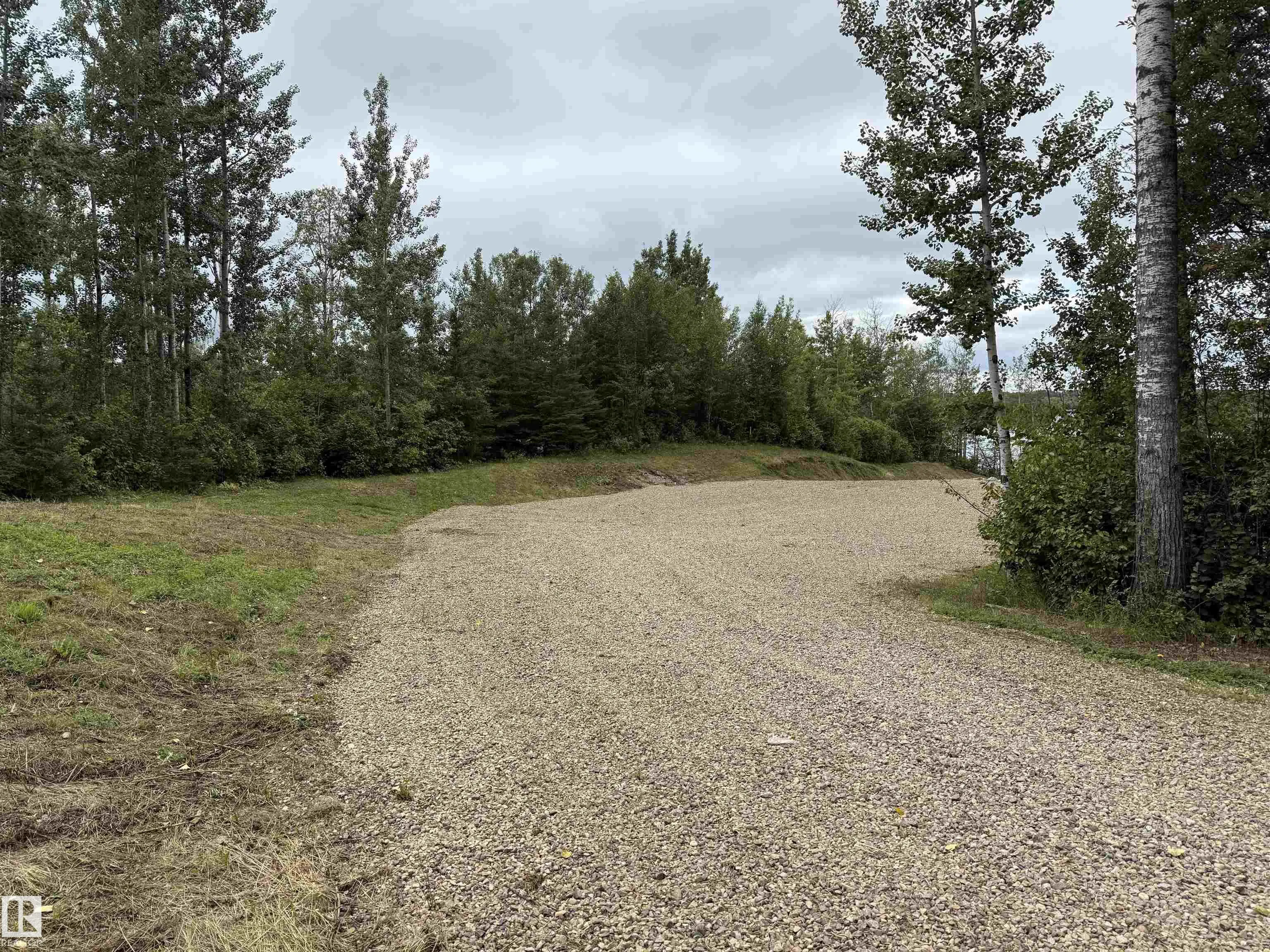 651028 B RGE ROAD 182
