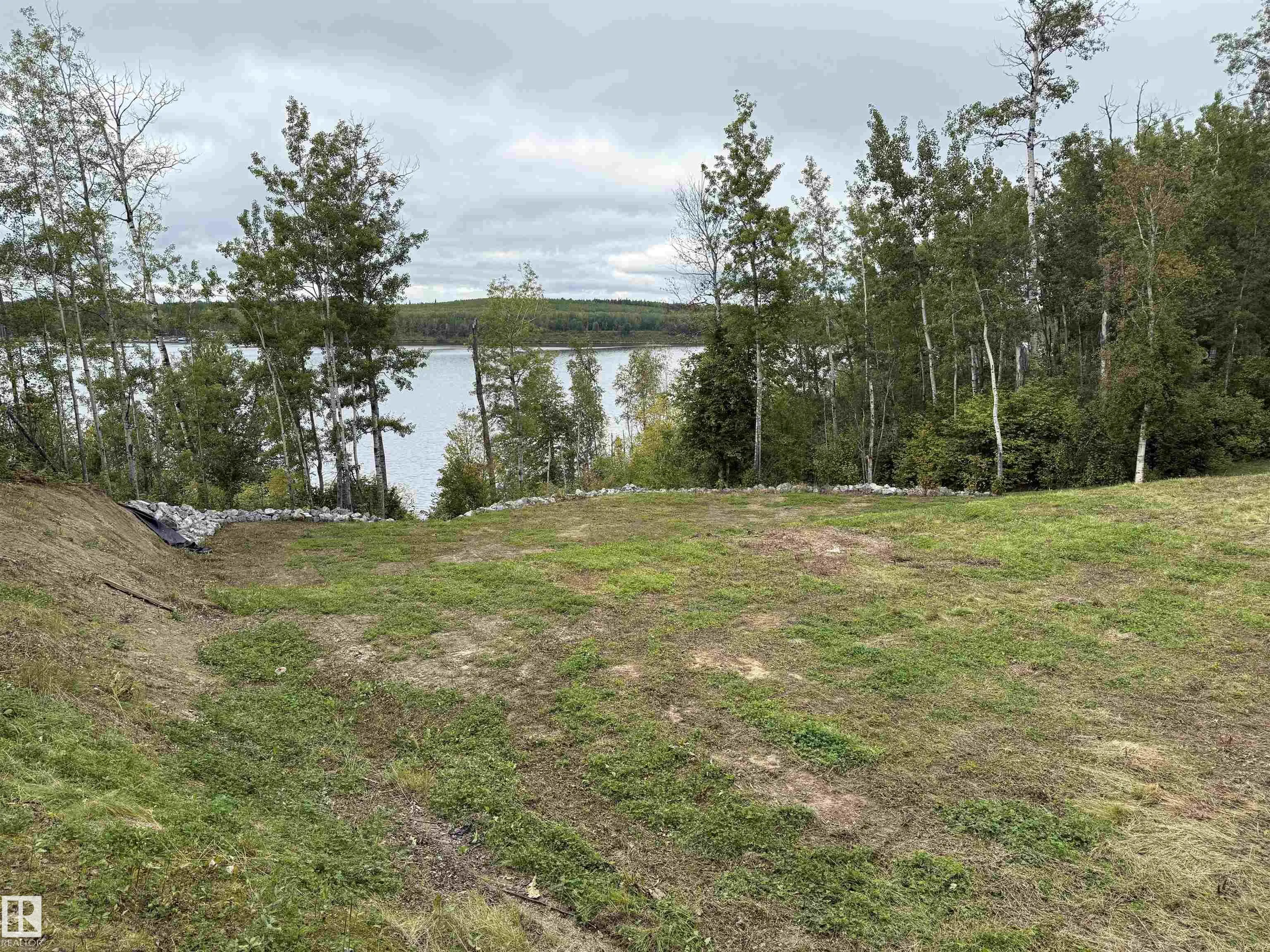 651028 B RGE ROAD 182