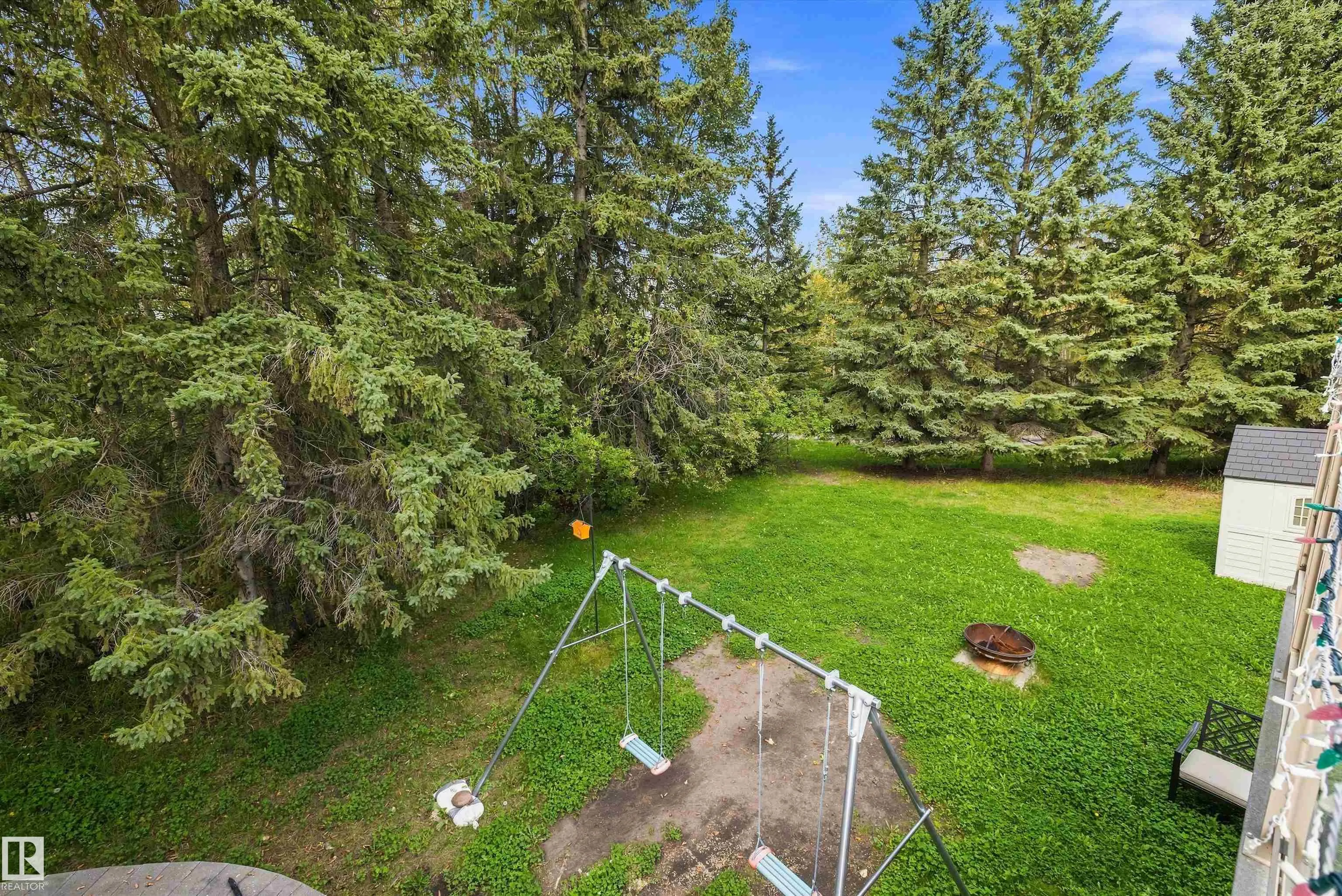 5 WESTWOOD Place