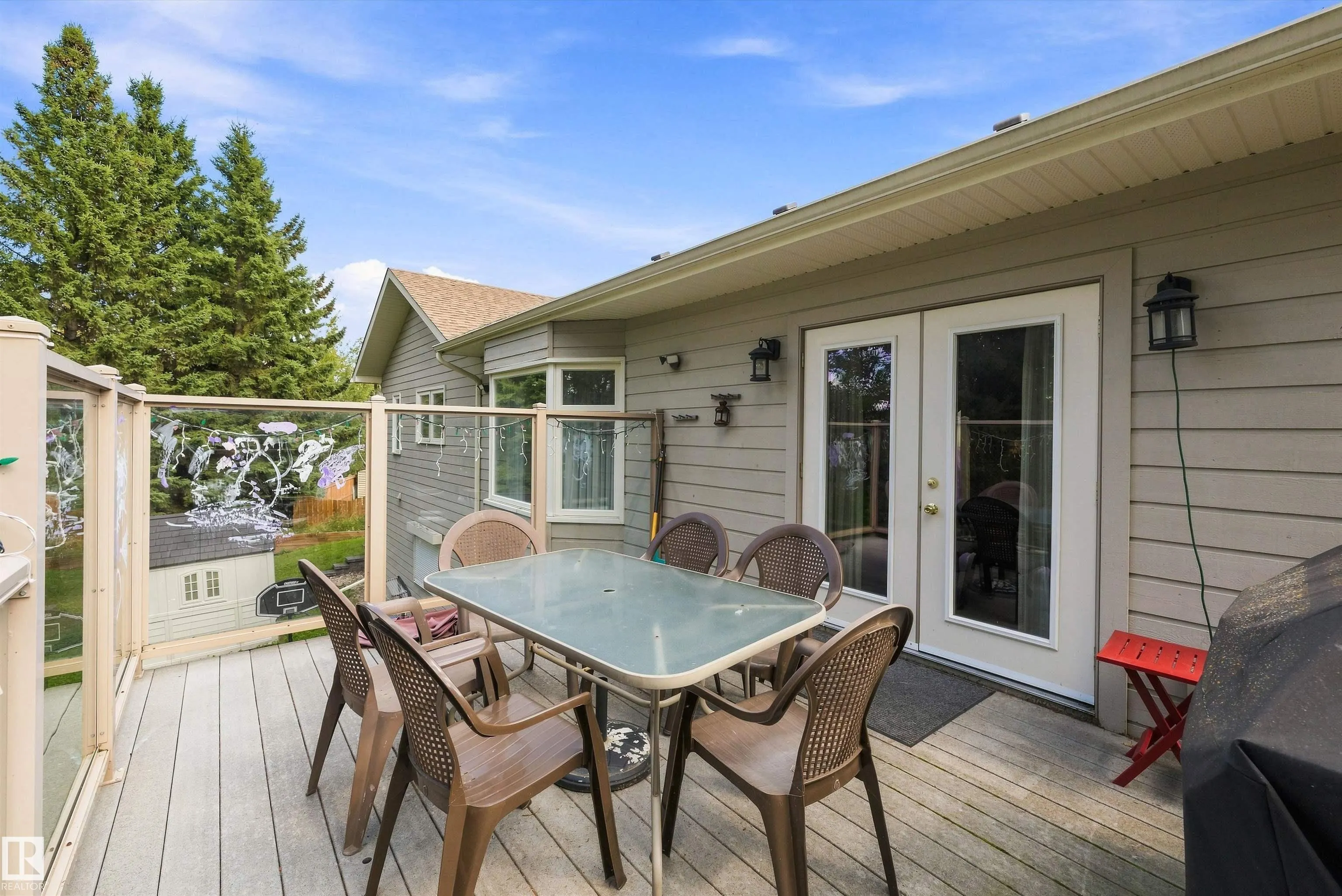 5 WESTWOOD Place