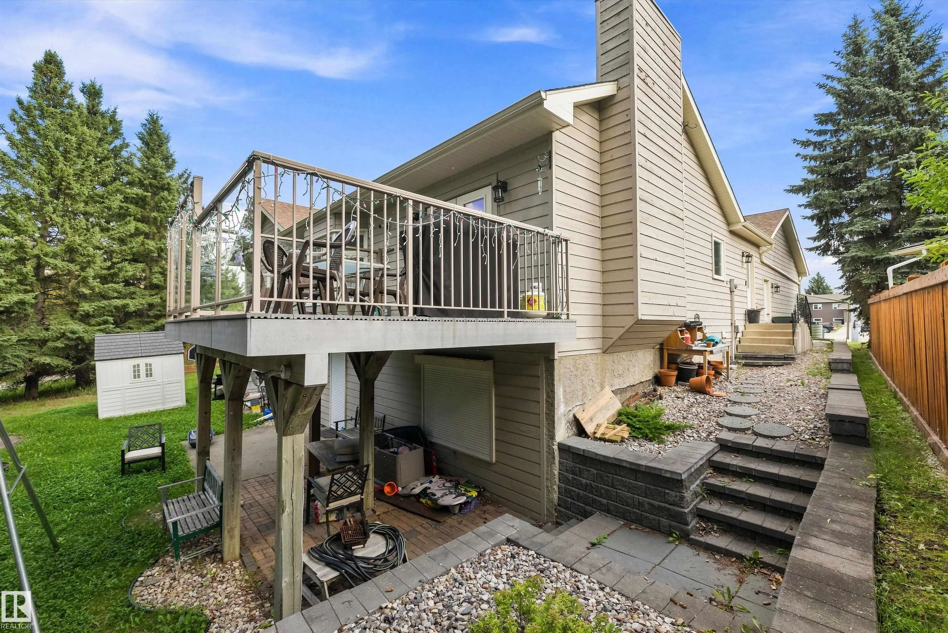 5 WESTWOOD Place