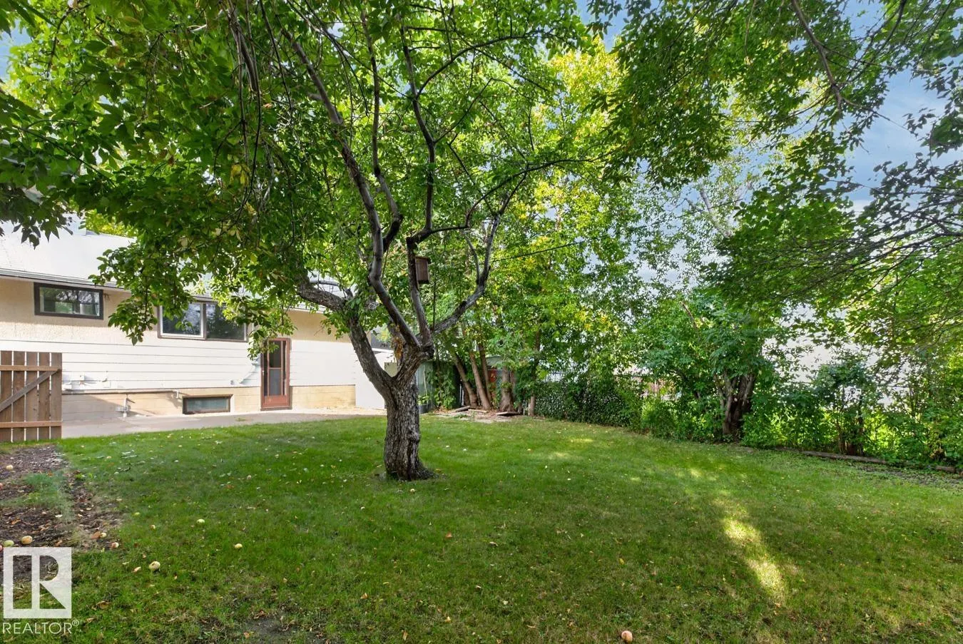 139 JUNIPER Avenue