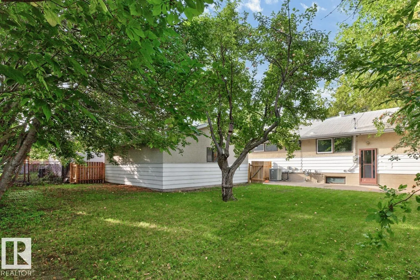 139 JUNIPER Avenue