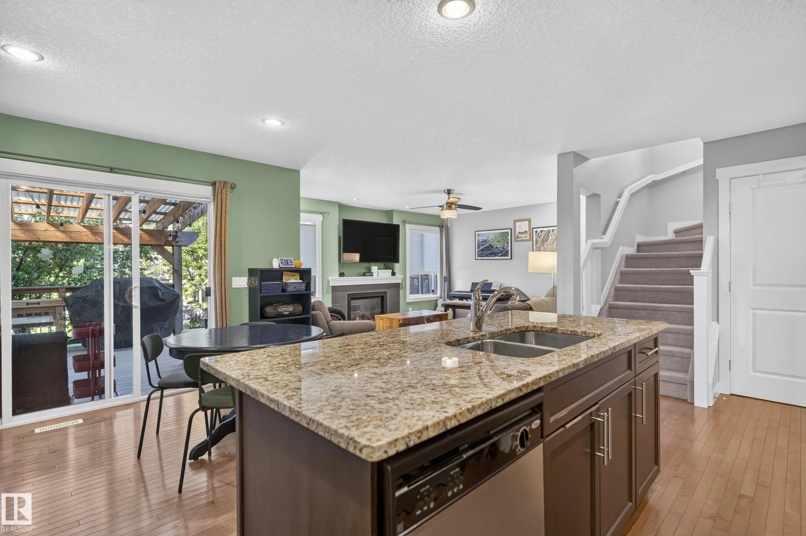 3763 ALEXANDER Crescent