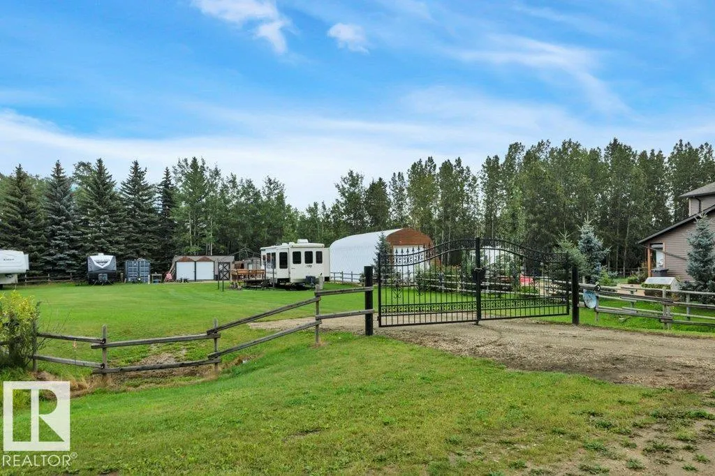 462054 Range Road 11