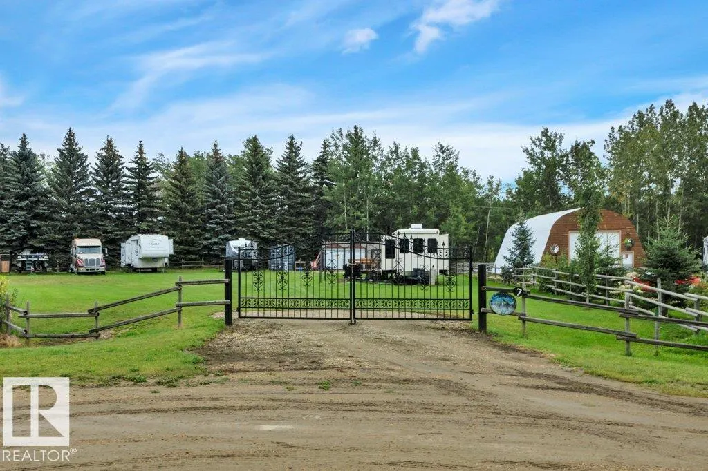 462054 Range Road 11