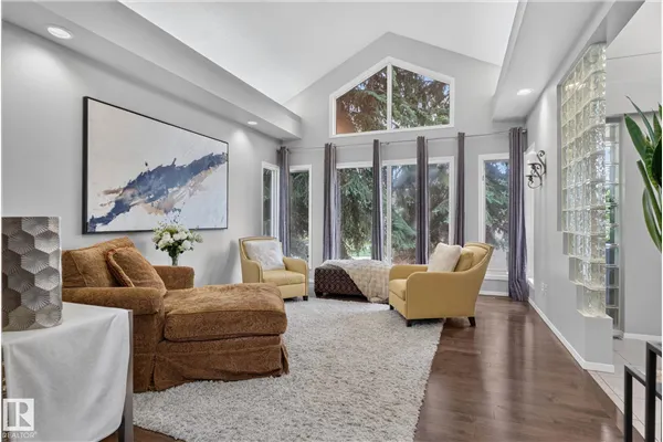 168 WEAVER Drive