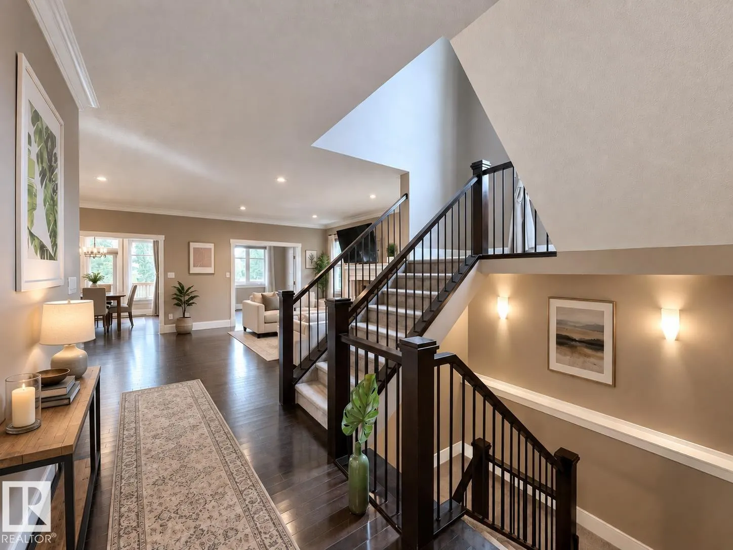 1330 AINSLIE Wynd