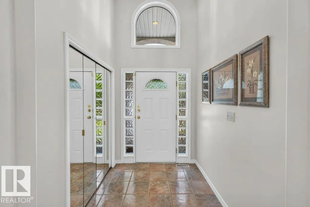 31 OUTLOOK Place