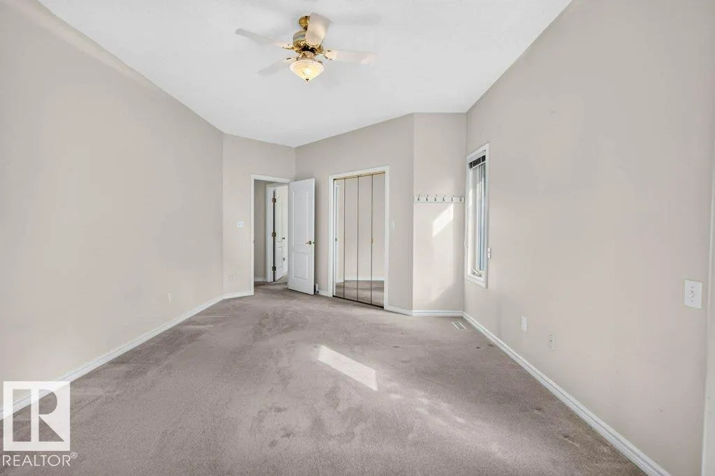 31 OUTLOOK Place