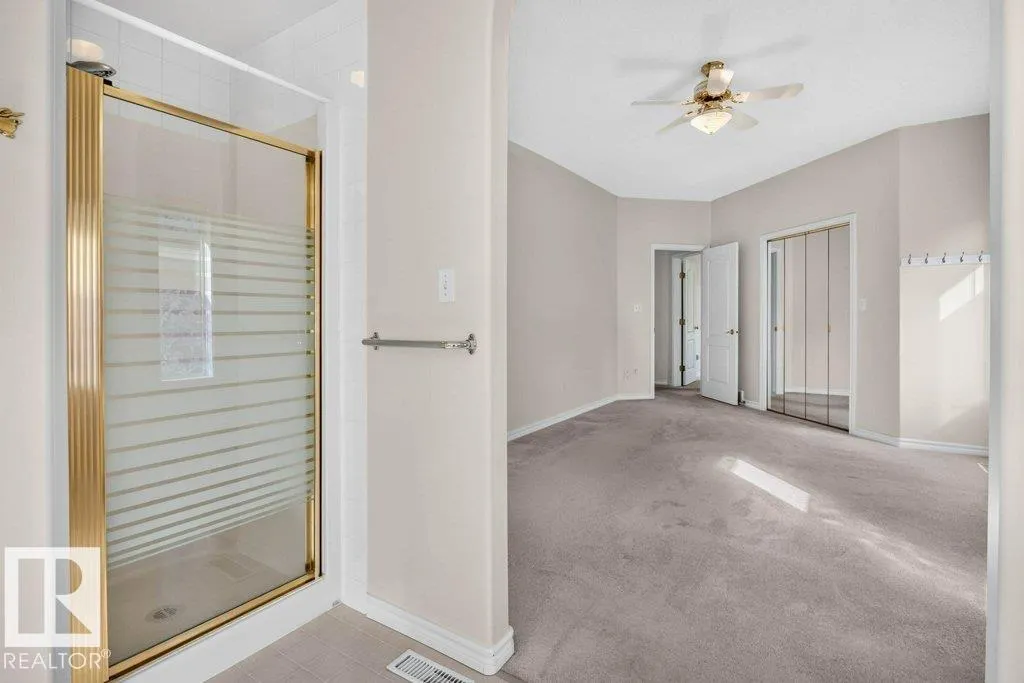 31 OUTLOOK Place