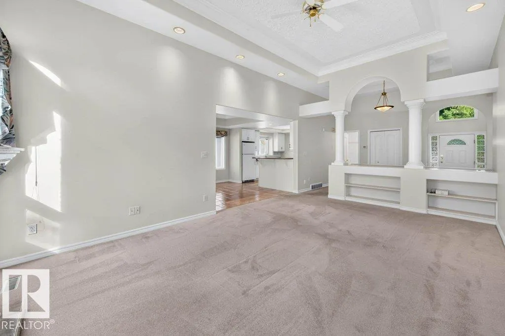 31 OUTLOOK Place