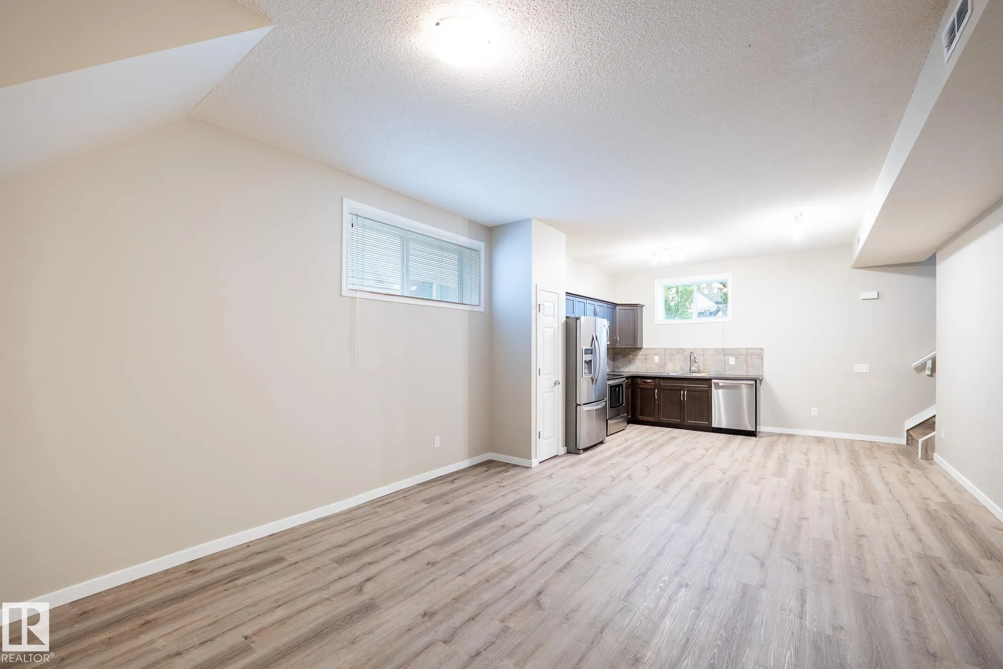 142 Selkirk Place