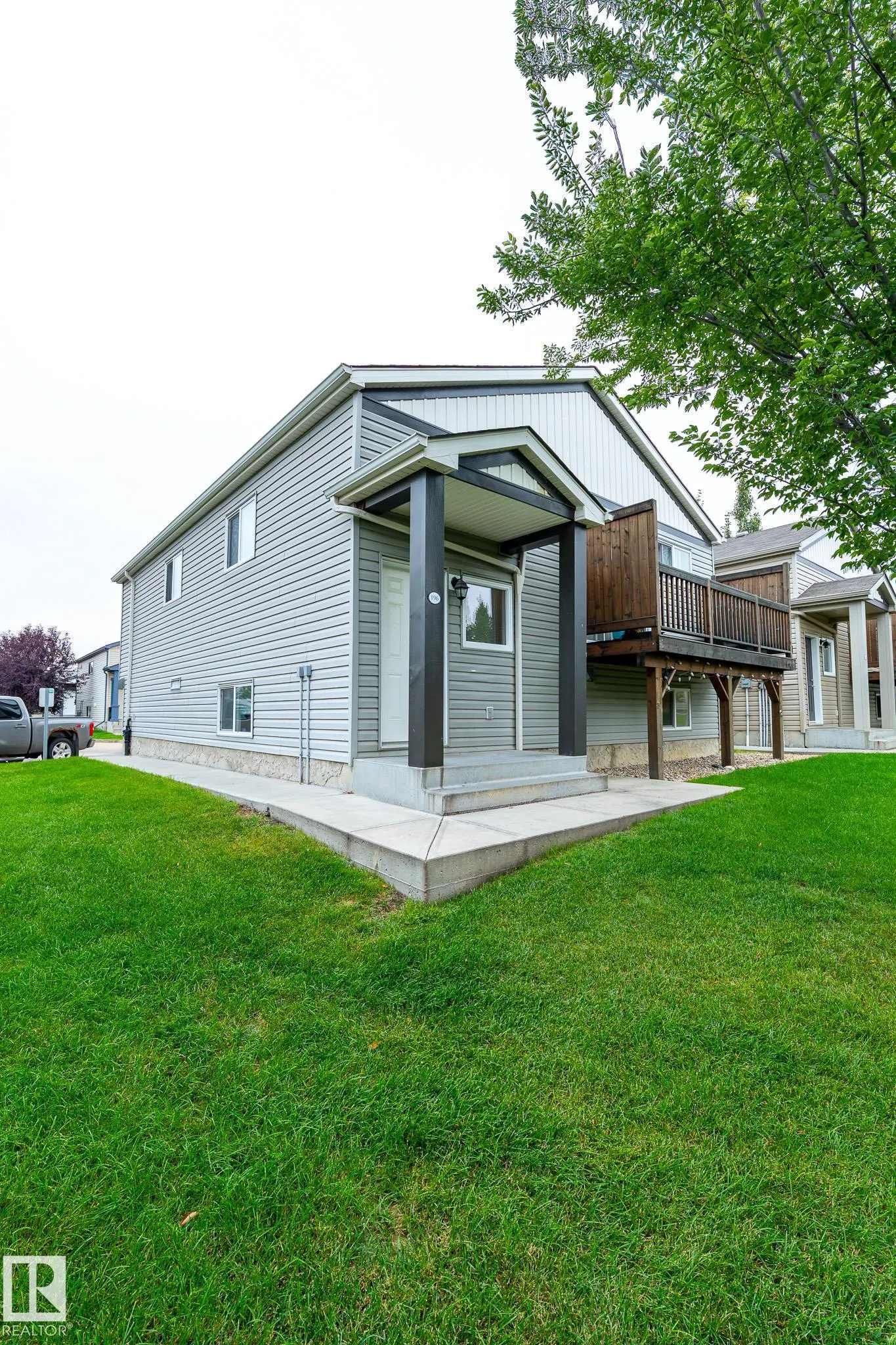 142 Selkirk Place