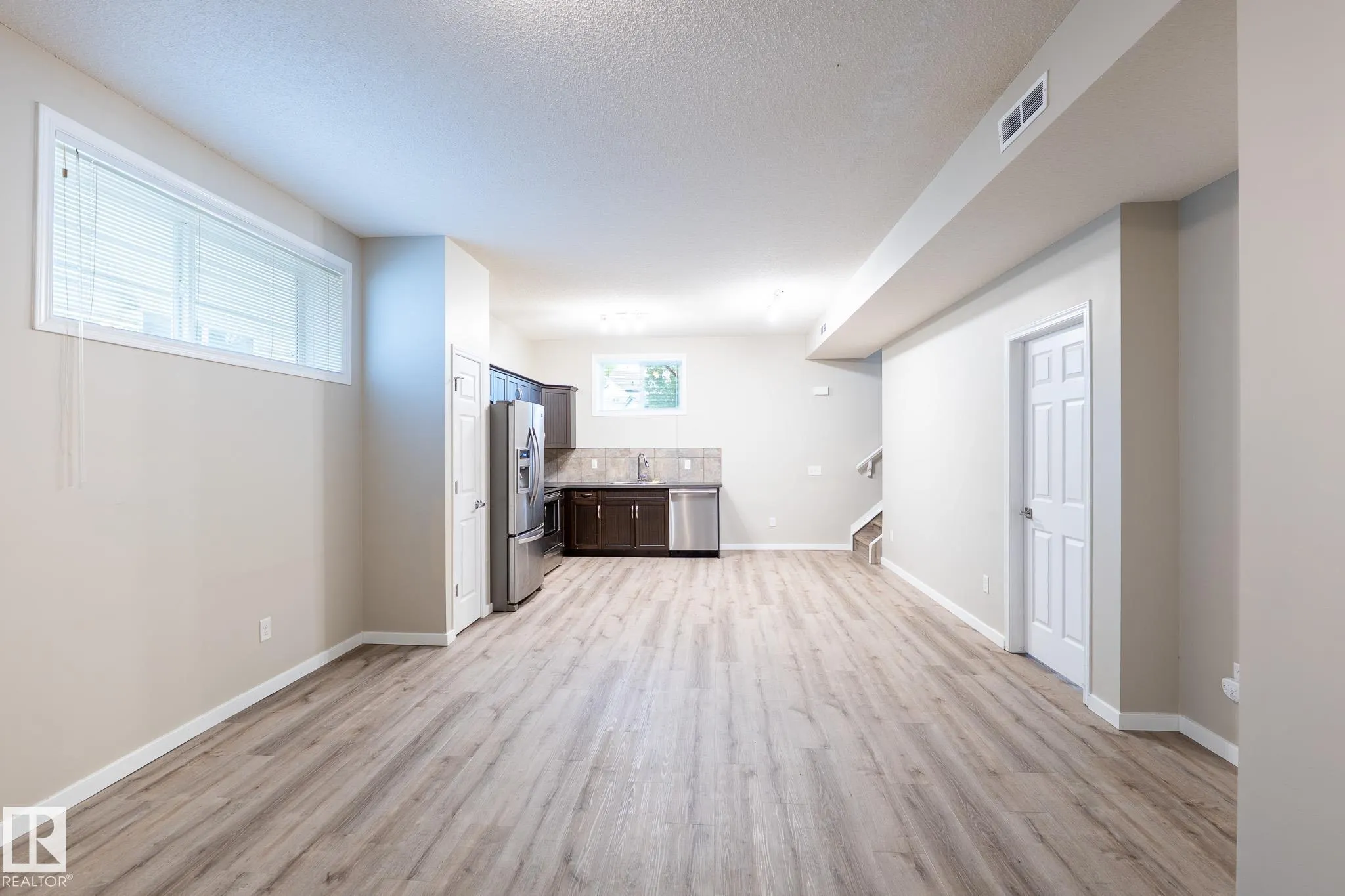 142 Selkirk Place