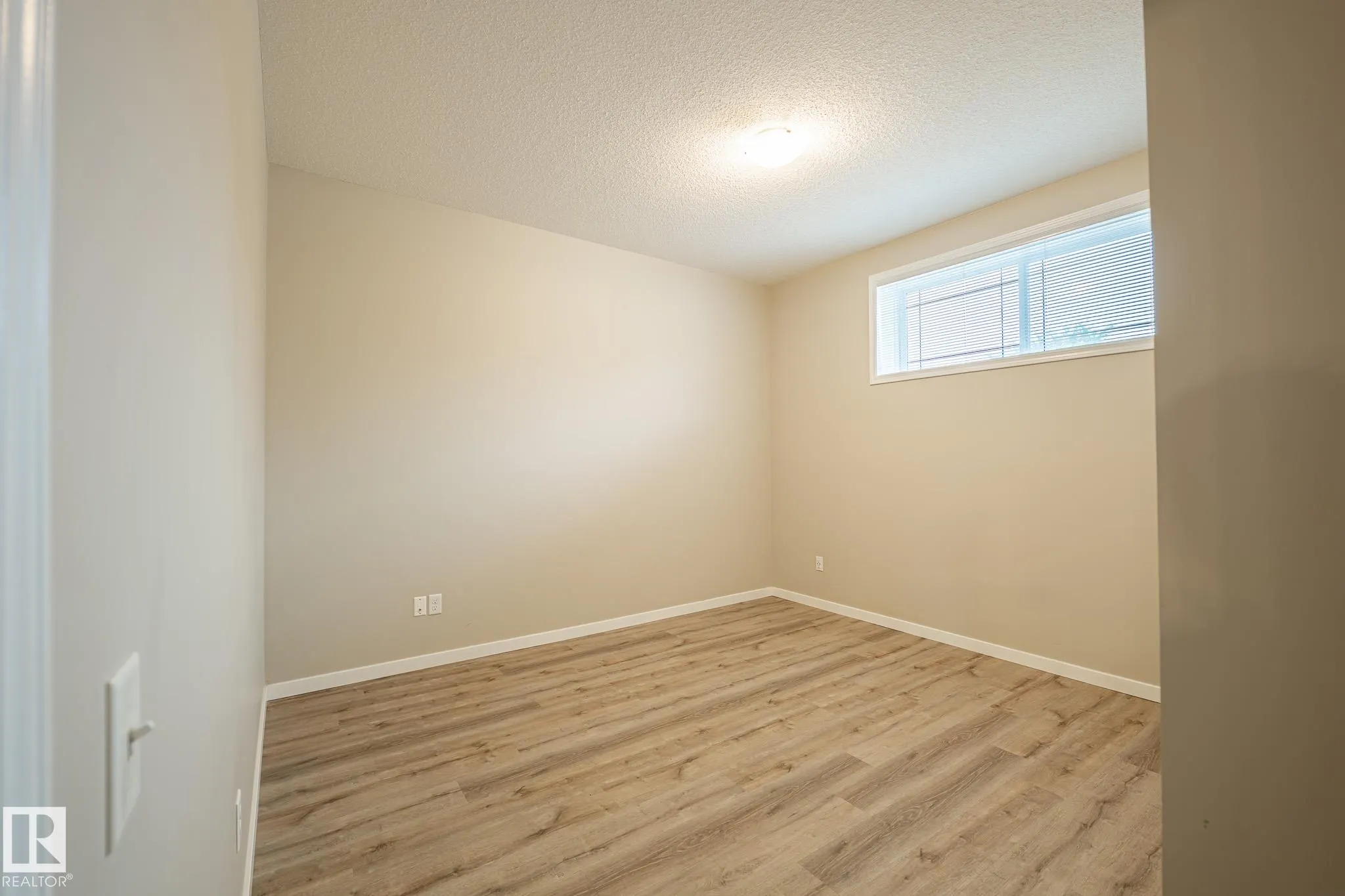 142 Selkirk Place