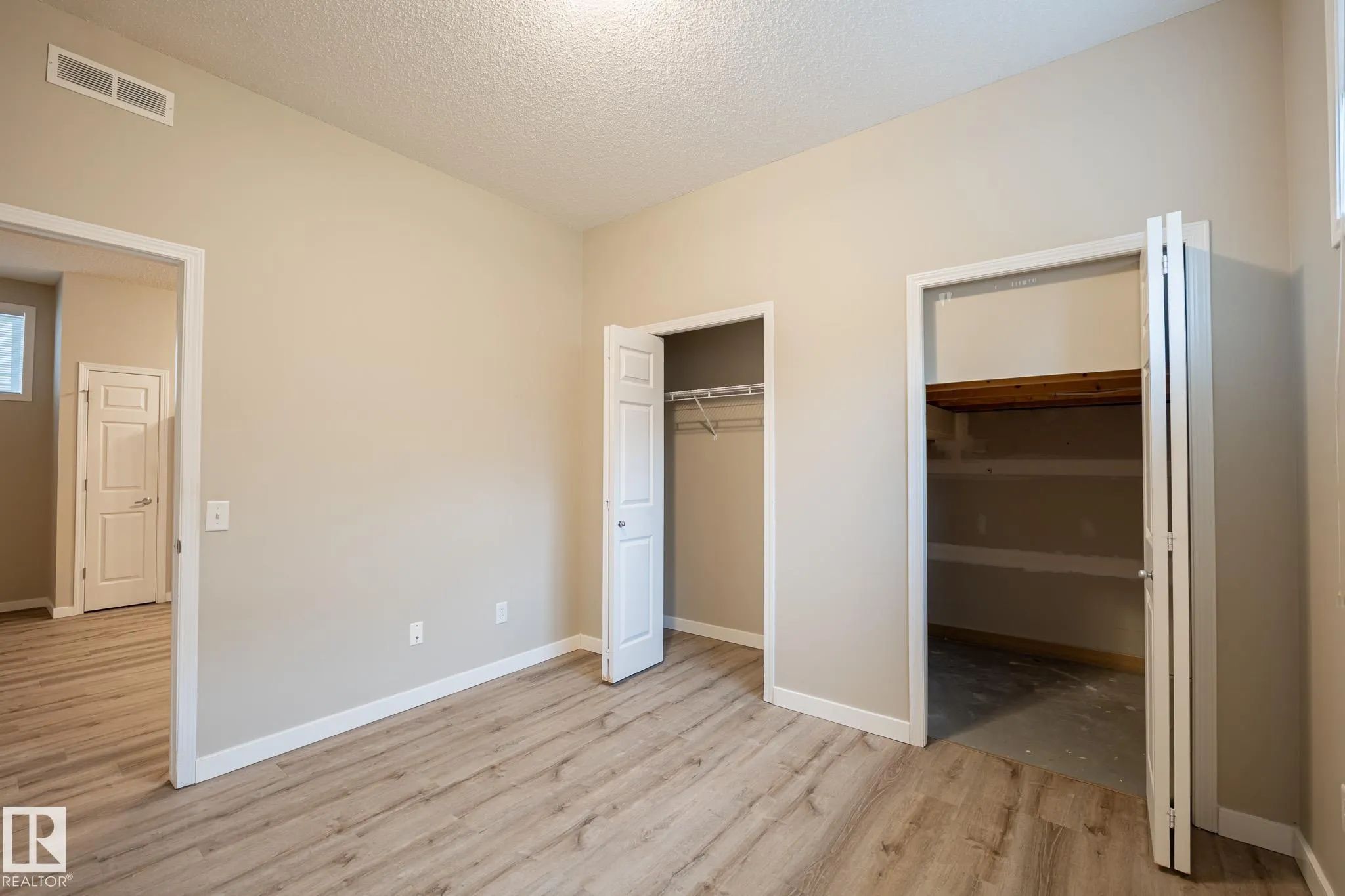 142 Selkirk Place