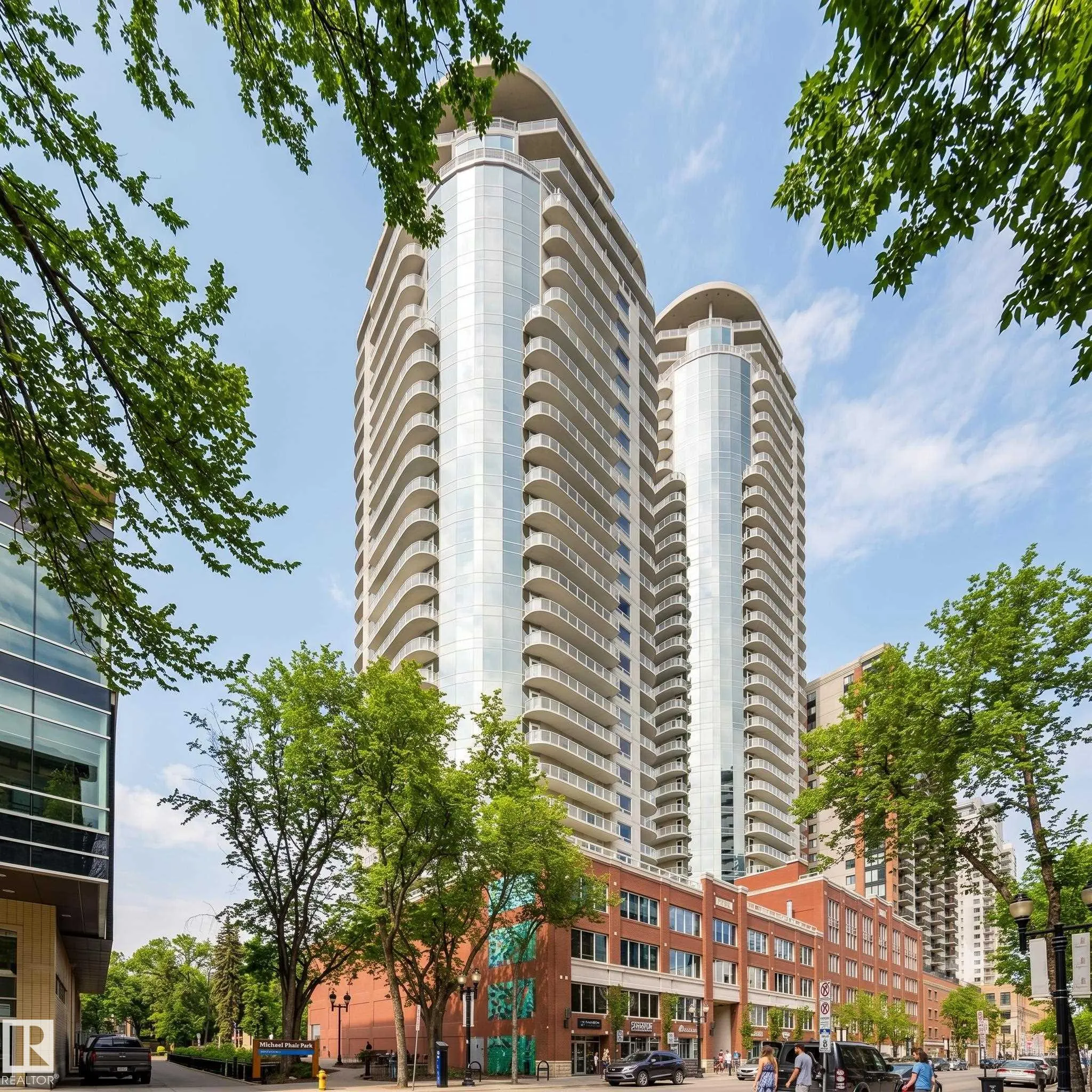 10136 104 Street