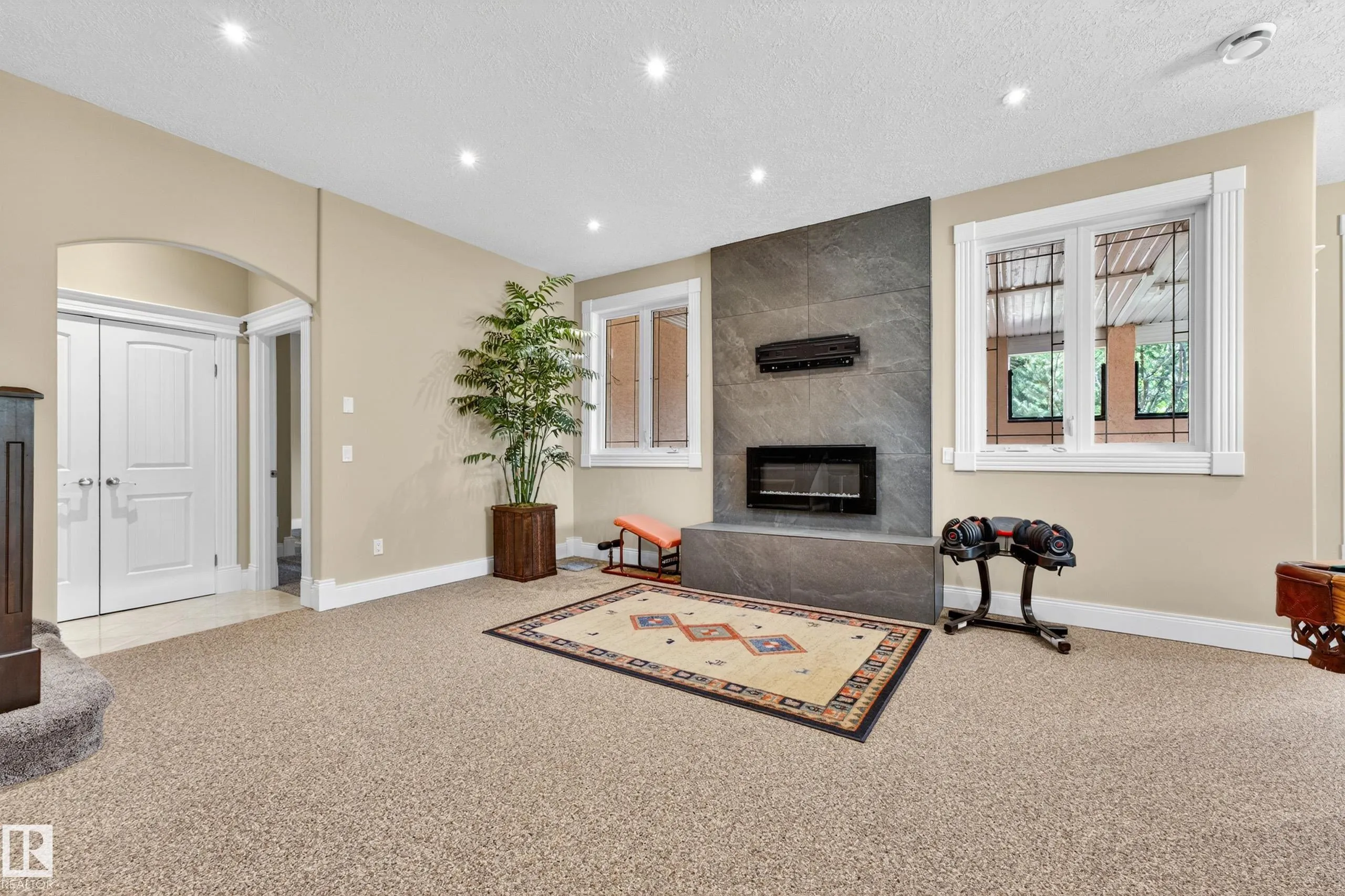 86 53305 RANGE  ROAD 273