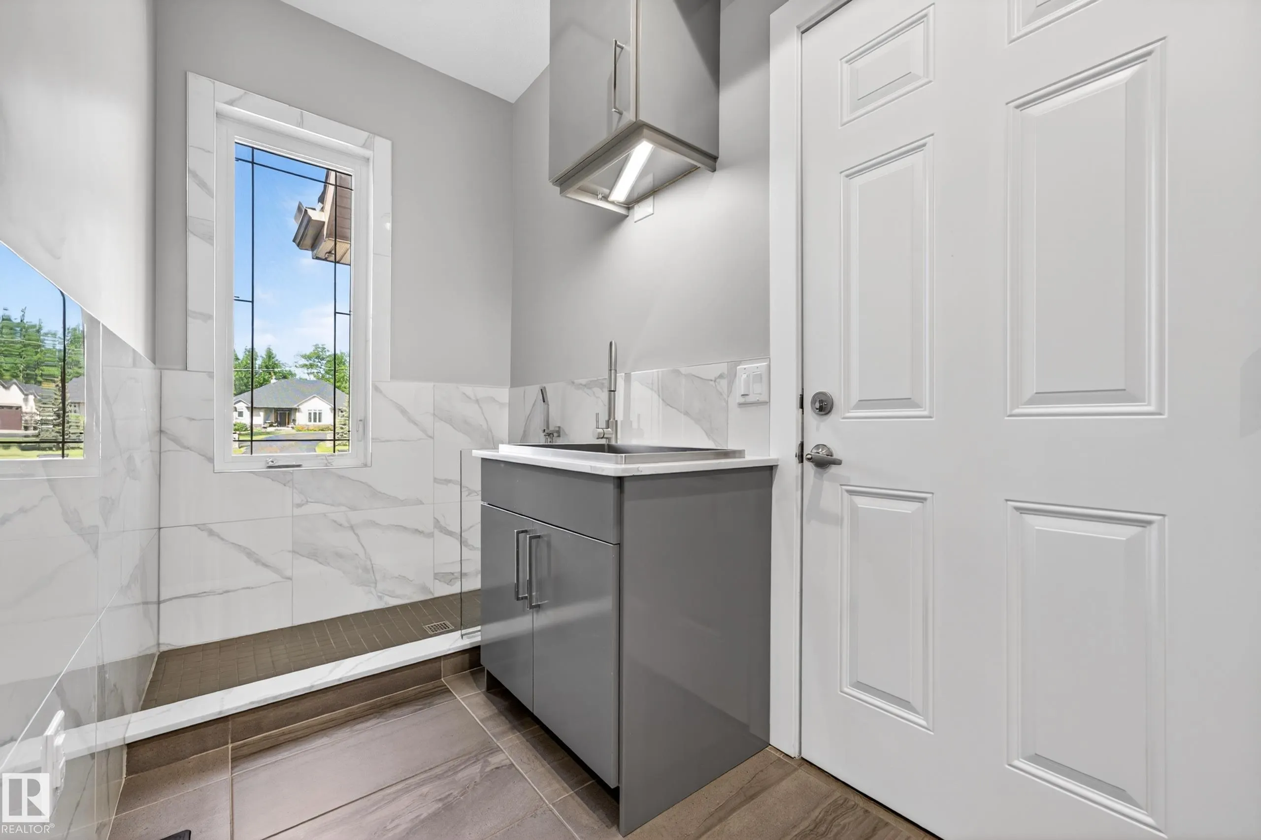 86 53305 RANGE  ROAD 273
