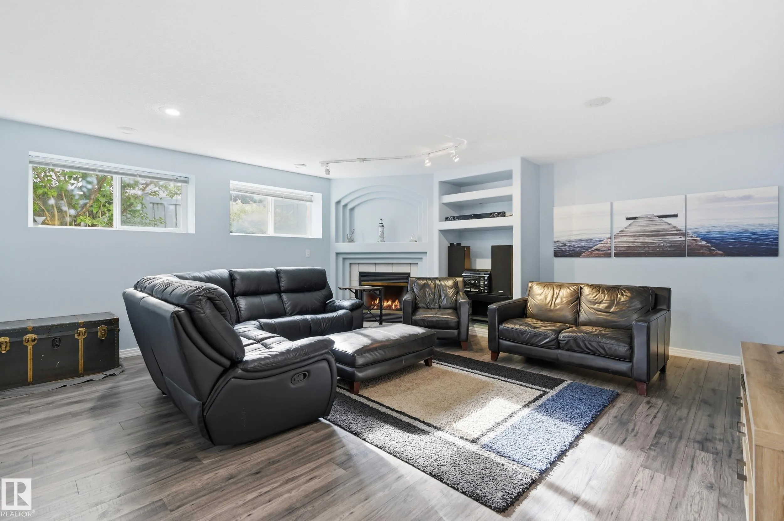 22 OSBORNE Close
