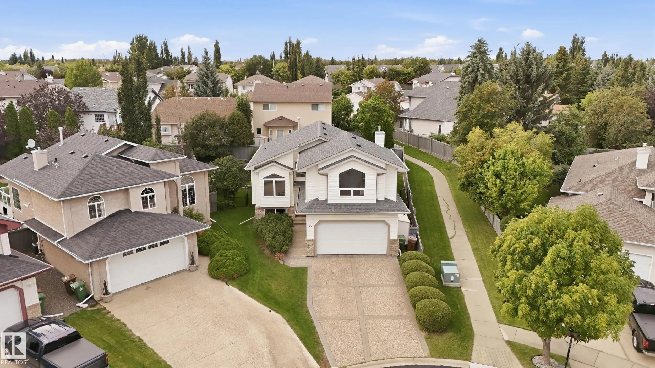 22 OSBORNE Close